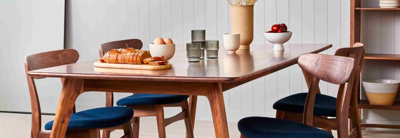 extendable dining table