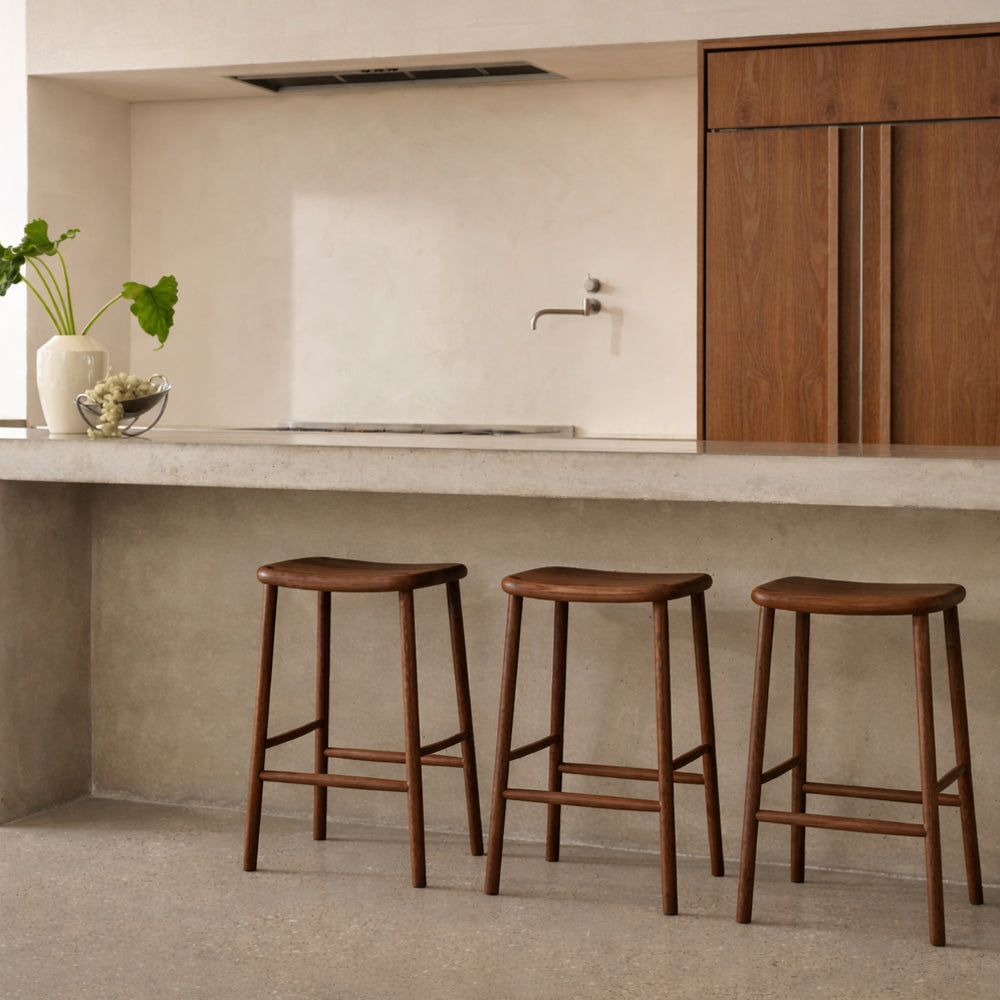 Anton-bar-stool-walnut-DF8AB1_y7hyad