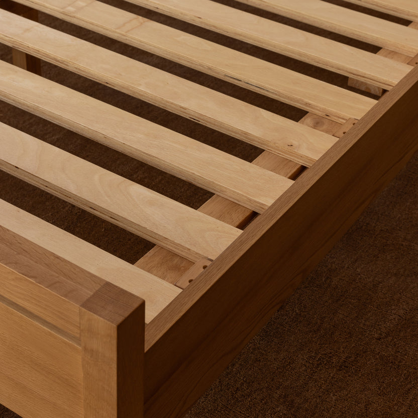 bruno-bed-oak--SHARED--detail-4-sq