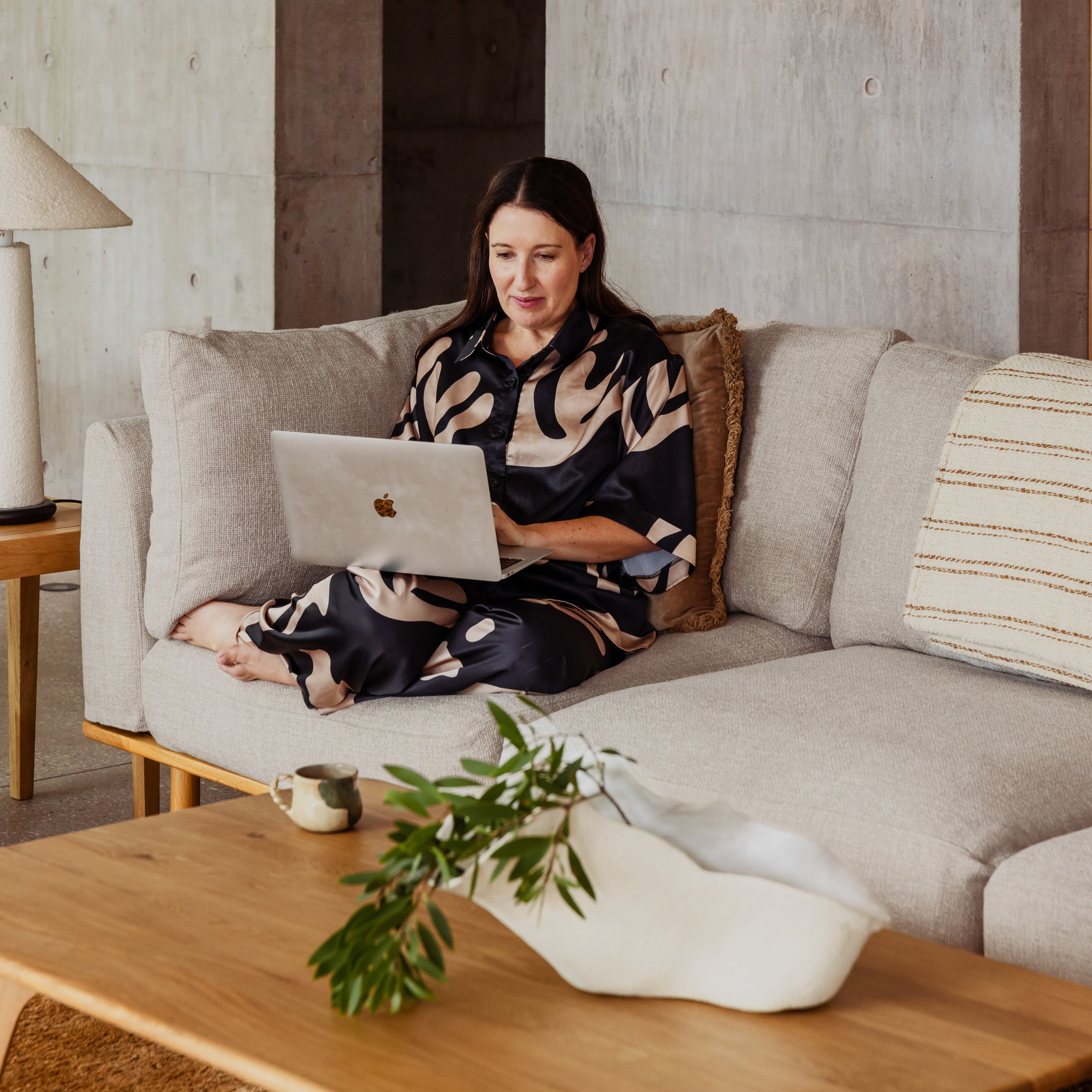 iconbydesign-anika-modular-sofa-3-seater-oak-ivory-beige-fabric-LH2AF0-lifestyle-3