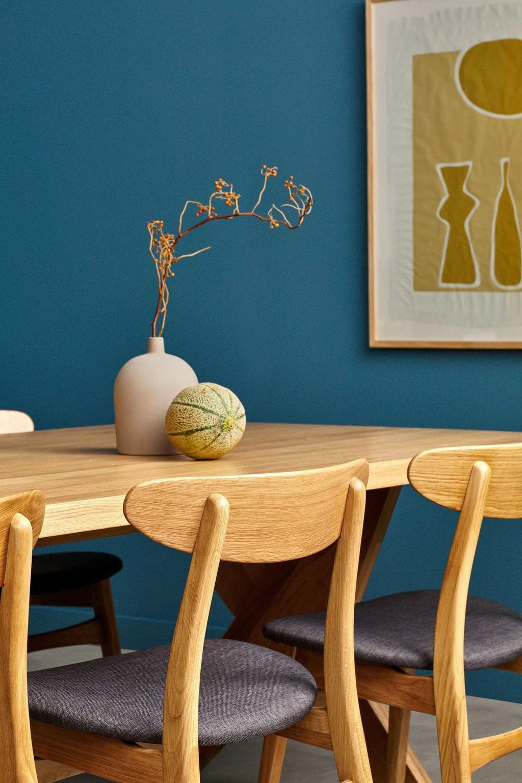 Magnus Dining Chair Light Gray Fabric Solid American Oak