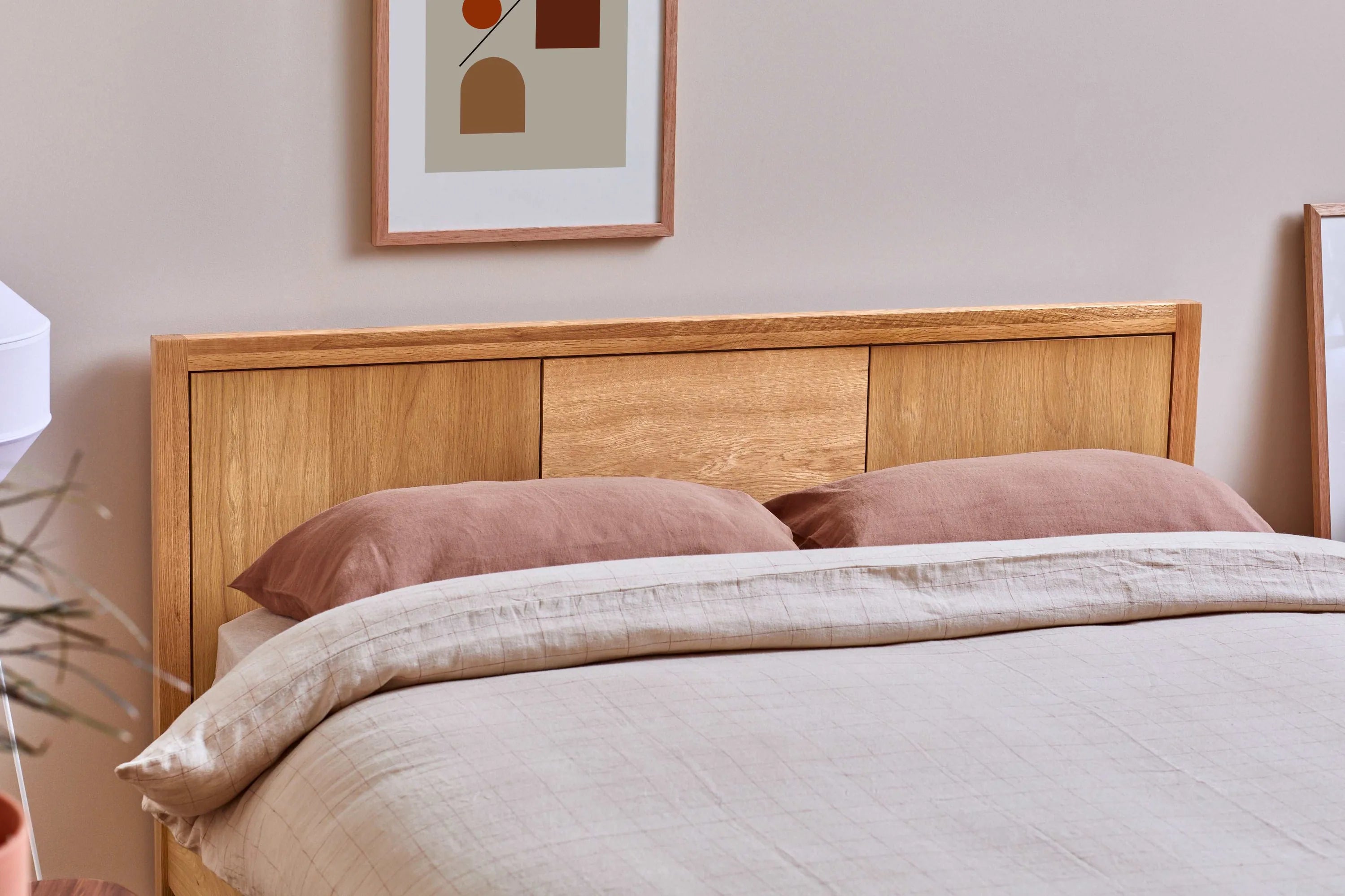 Bruno Bed Frame King American Oak