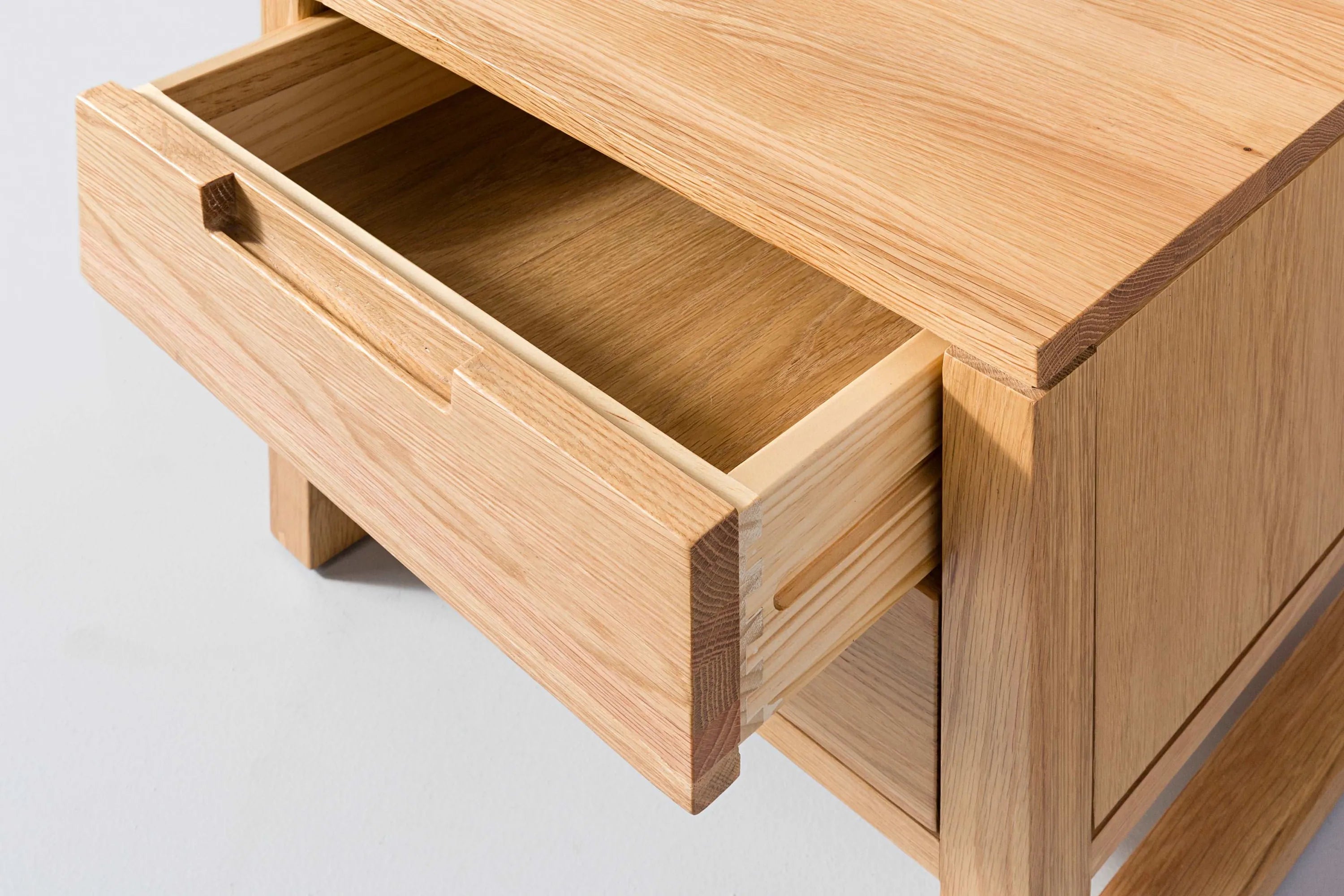 Bruno Nightstand 2 Drawers 20" x 17" Solid American Oak