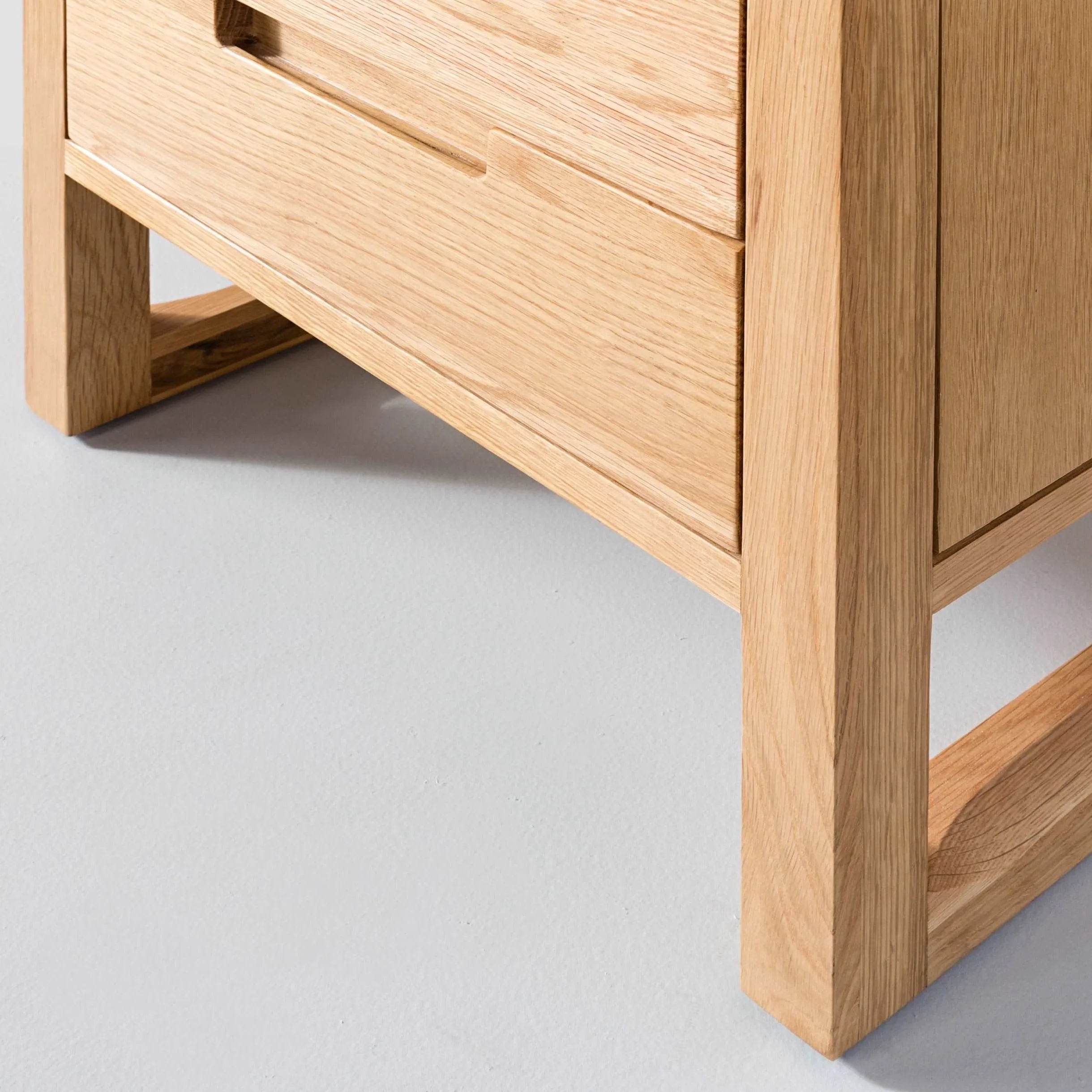 Bruno Nightstand XL 1 Drawer 24" x 19" Solid American Oak