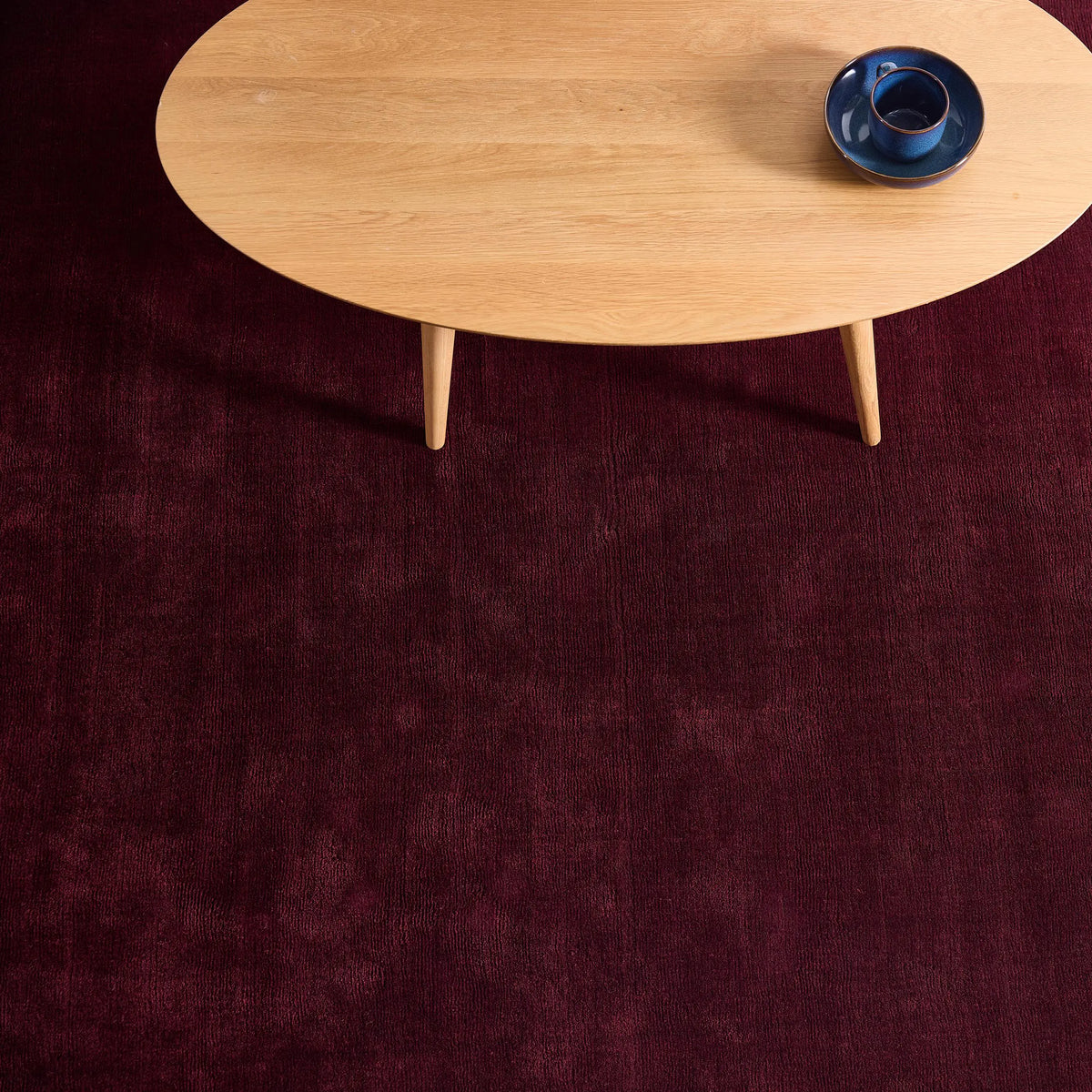 iconbydesign-freya-nz-wool-rug-berry-red--SHARED--lifestyle-2_detail-texture-b.webp