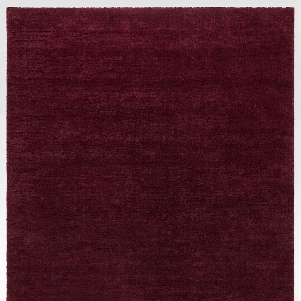 iconbydesign-freya-nz-wool-rug-berry-red--SHARED--studio-a_flatlay.webp