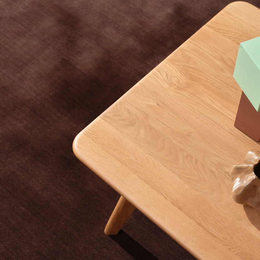 iconbydesign-freya-nz-wool-rug-chocolate-brown--SHARED--lifestyle-2_detail-texture-b.webp