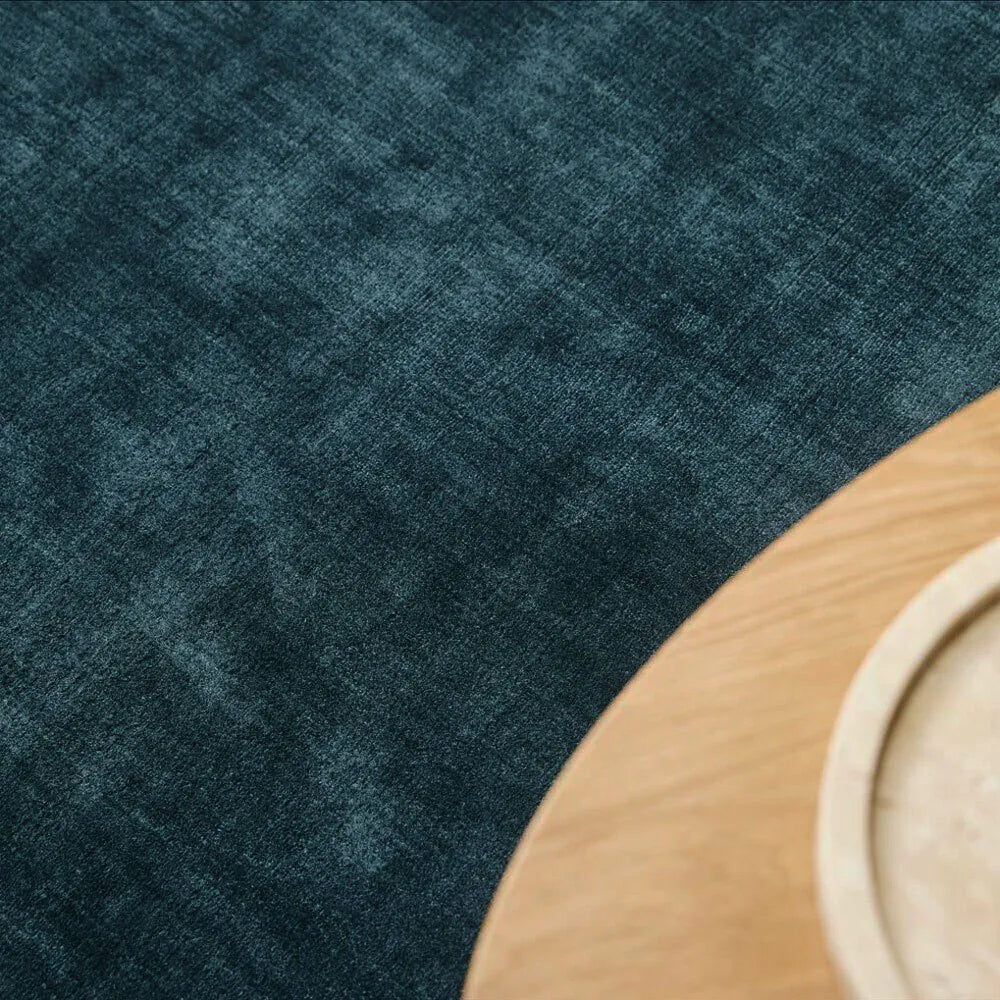 iconbydesign-freya-nz-wool-rug-deep-sea-blue--SHARED--lifestyle-3_detail-texture-b.webp