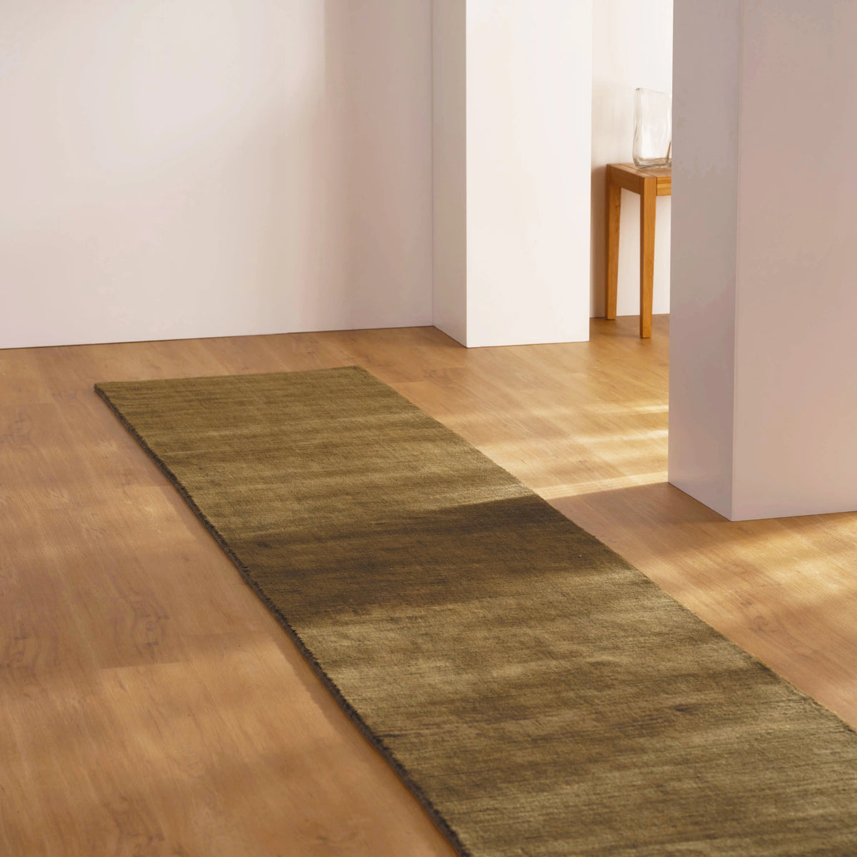 iconbydesign-freya-nz-wool-runner-rug-nori-green--SHARED--lifestyle-1.webp