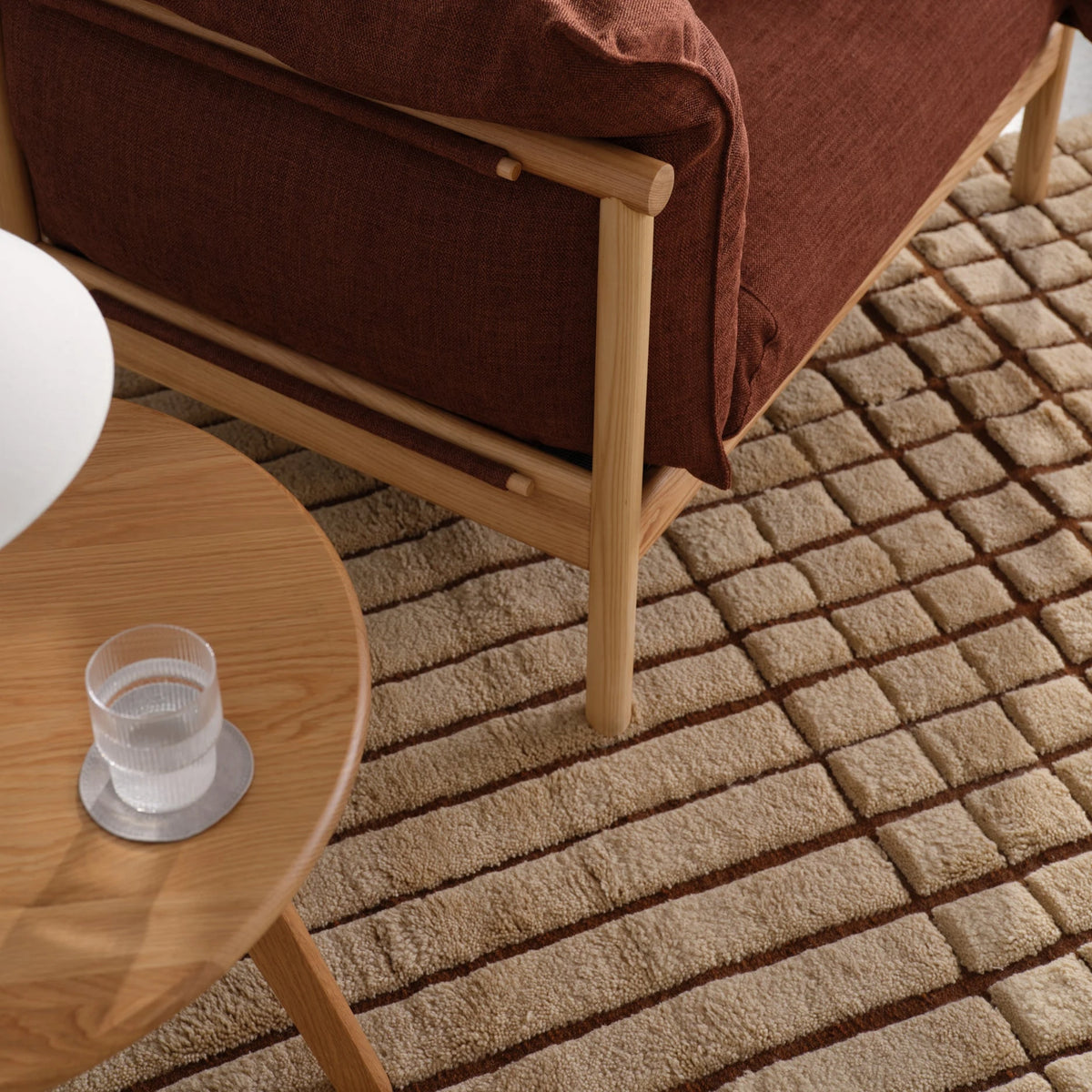 iconbydesign-gerda-nz-wool-rug-butter-cream--SHARED--lifestyle-4_detail-texture-b.webp