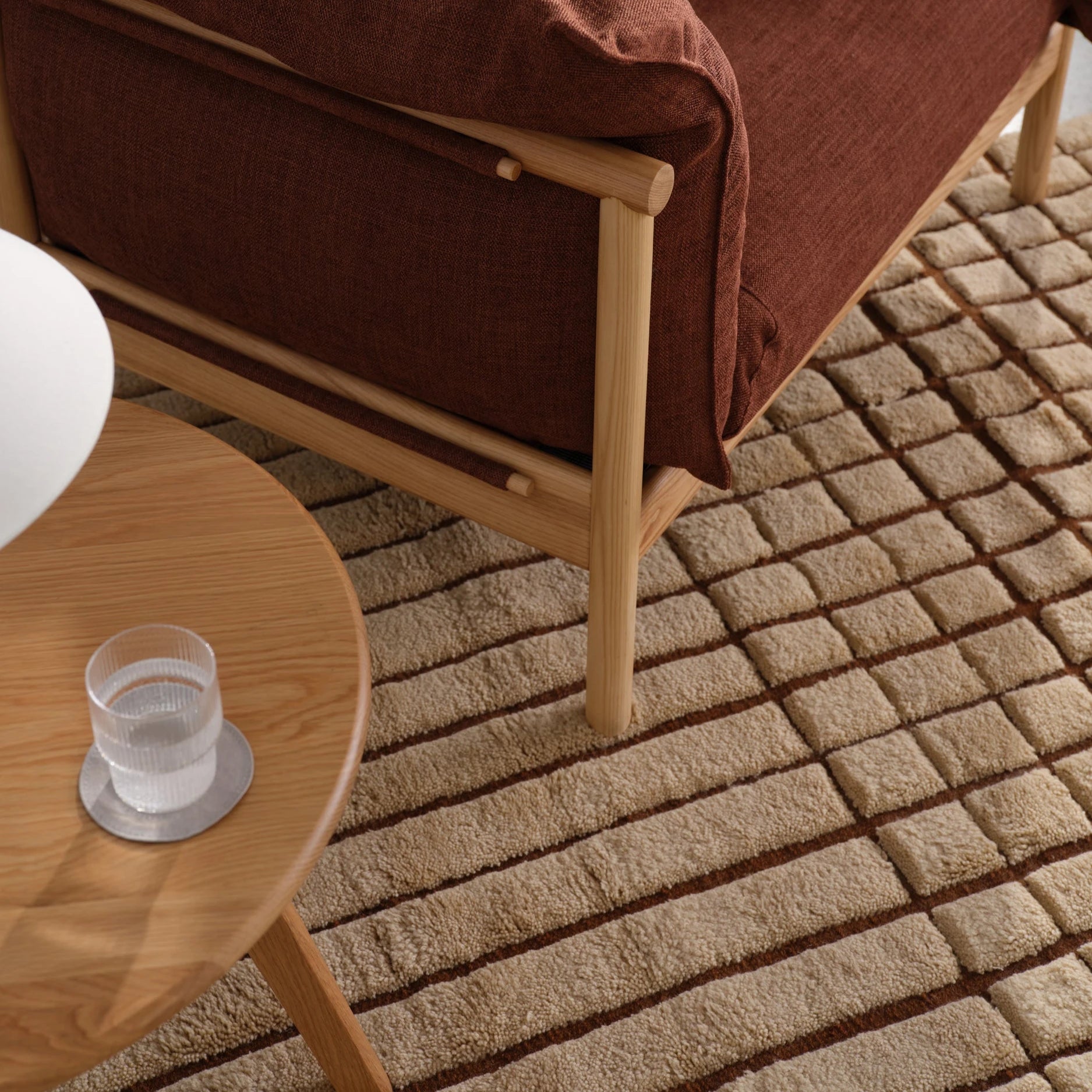iconbydesign-gerda-nz-wool-rug-butter-cream--SHARED--lifestyle-4_detail-texture-b.webp