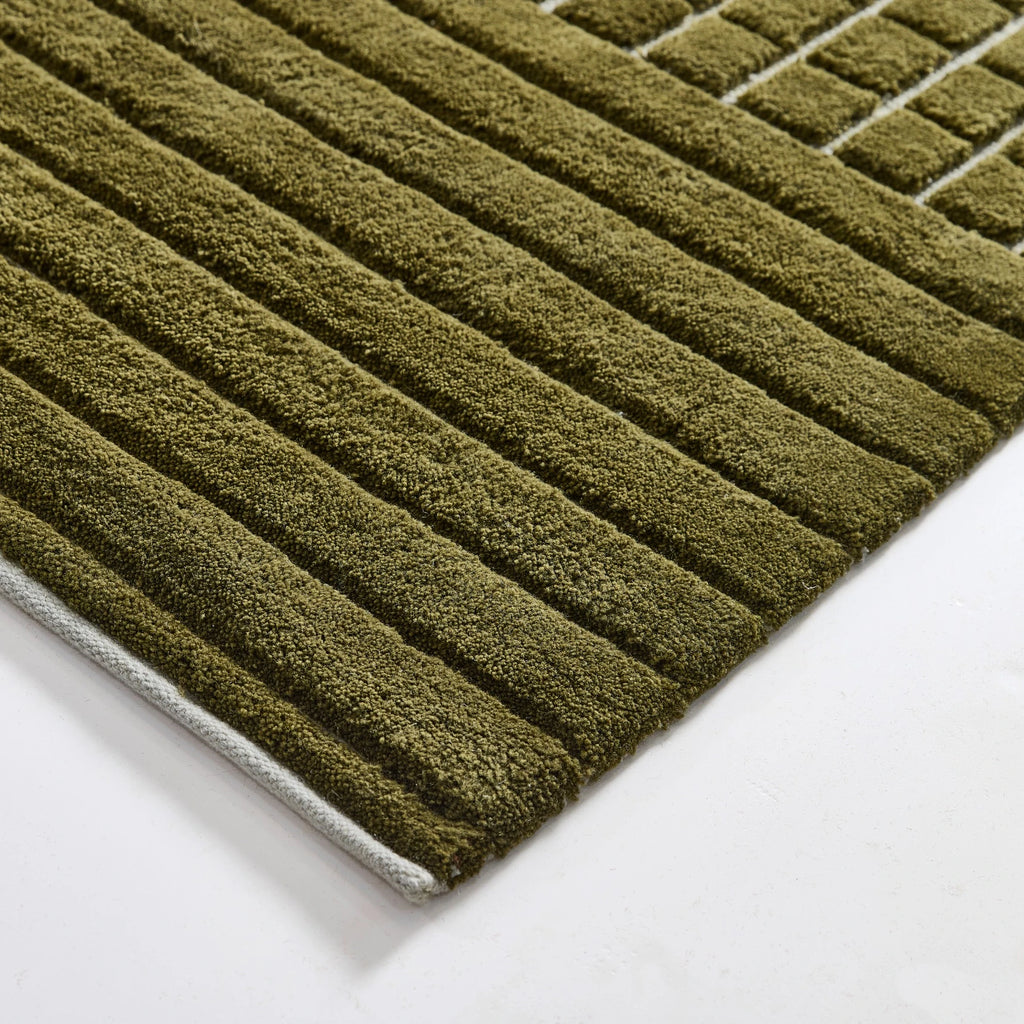 iconbydesign-gerda-nz-wool-rug-nori-green--SHARED--studio-a_detail-corner.webp