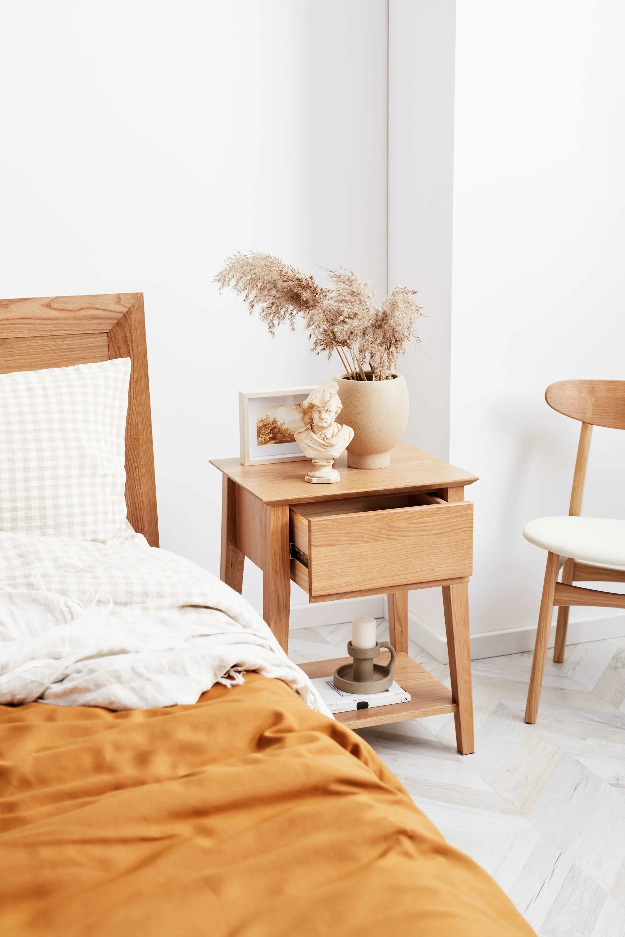 Jolanda Nightstand 1 Drawer 20" x 16" Solid American Oak