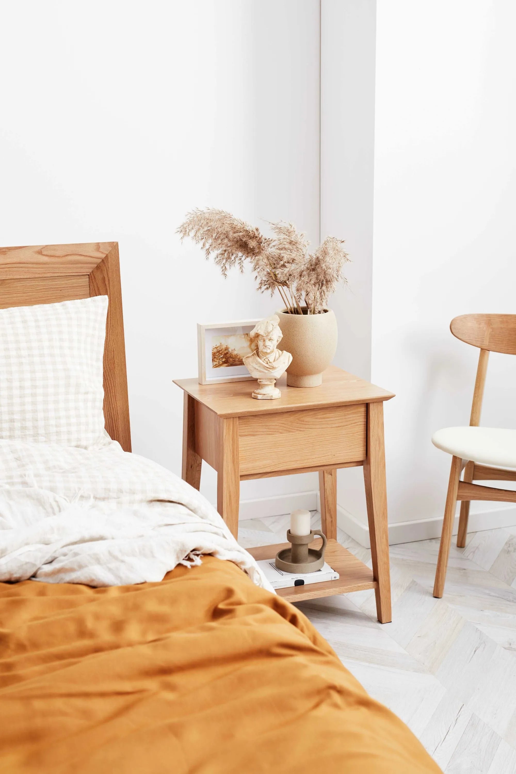Jolanda Nightstand 1 Drawer 20" x 16" Solid American Oak