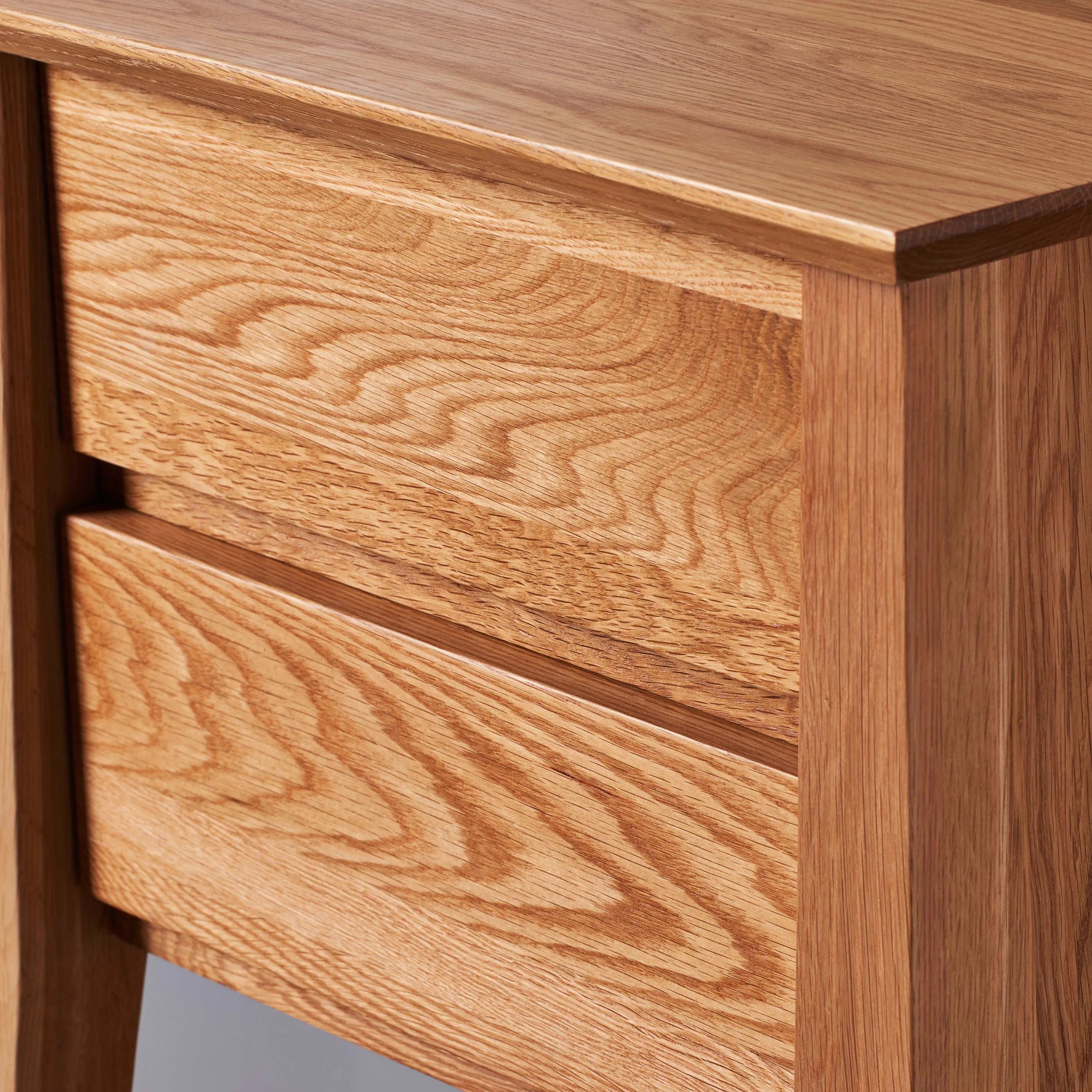 Jolanda Nightstand 2 Drawers 20" x 16" Solid American Oak