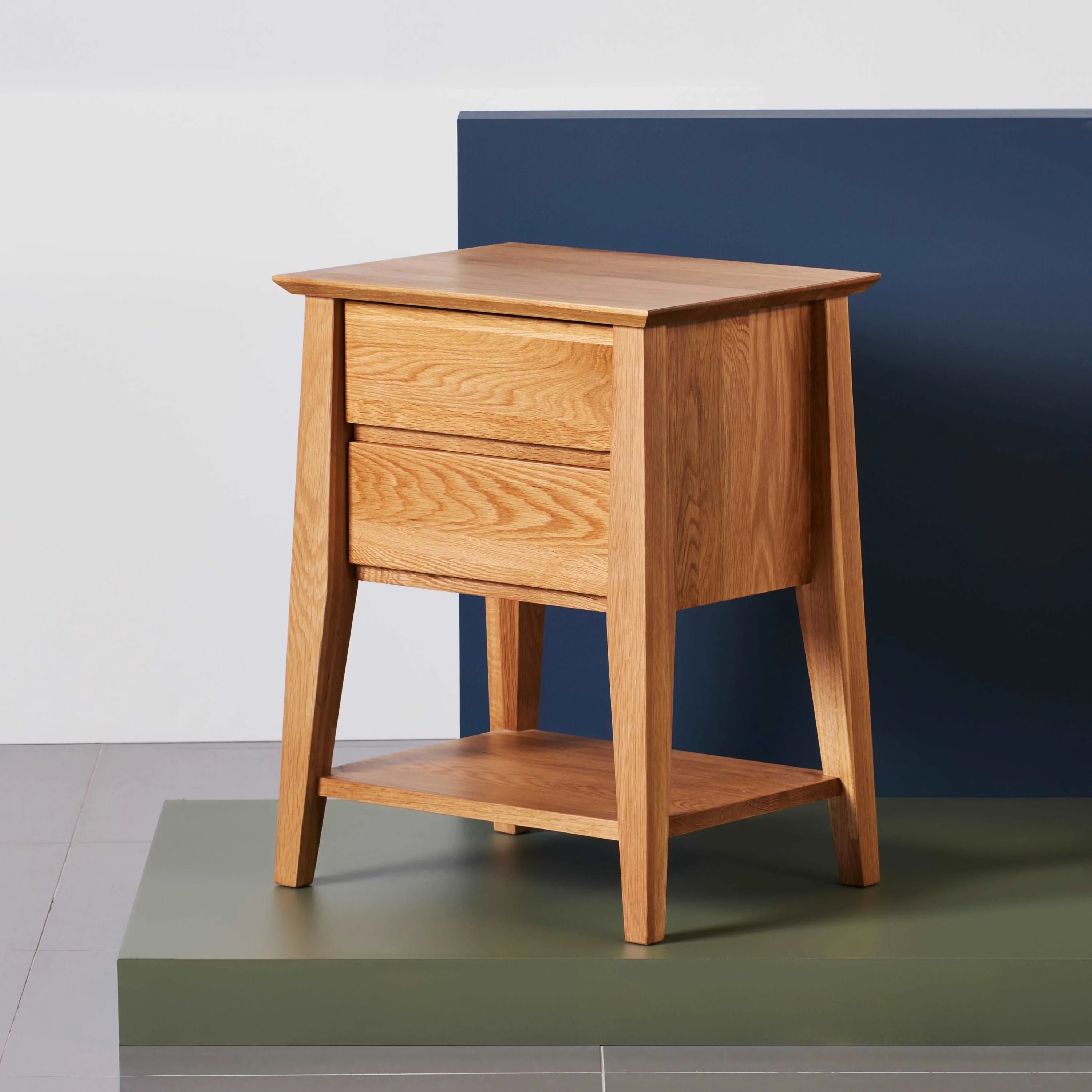 Jolanda Nightstand 2 Drawers 20" x 16" Solid American Oak
