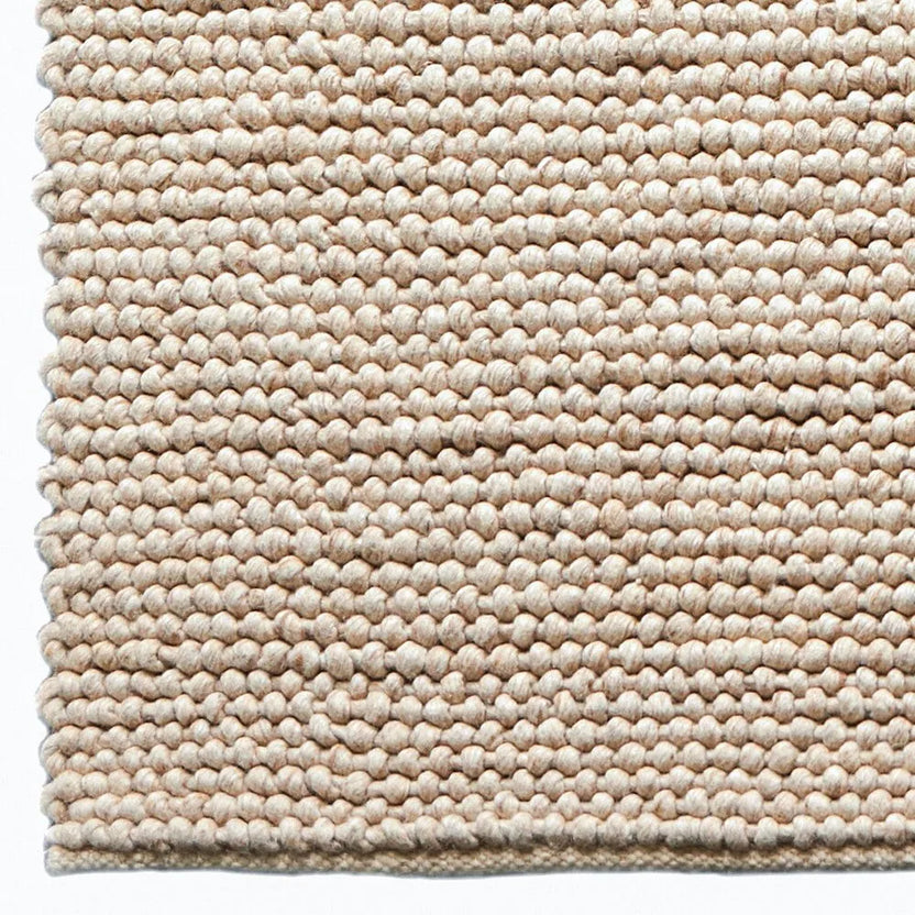 iconbydesign-layla-nz-wool-rug-natural-harvest--SHARED--studio-a_detail-corner.webp