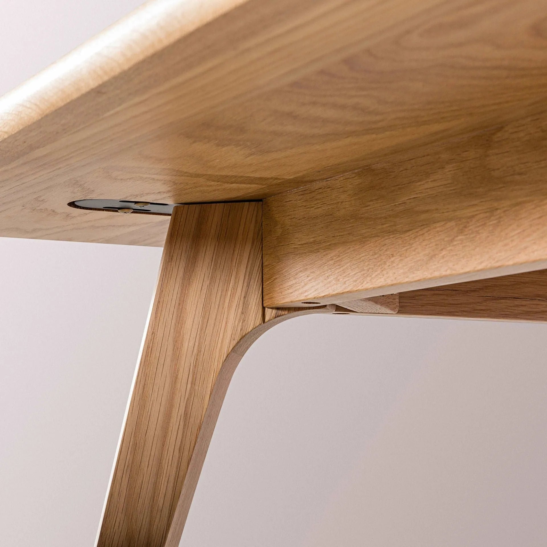 Magnus Coffee Table Round 35" Diameter Solid American Oak