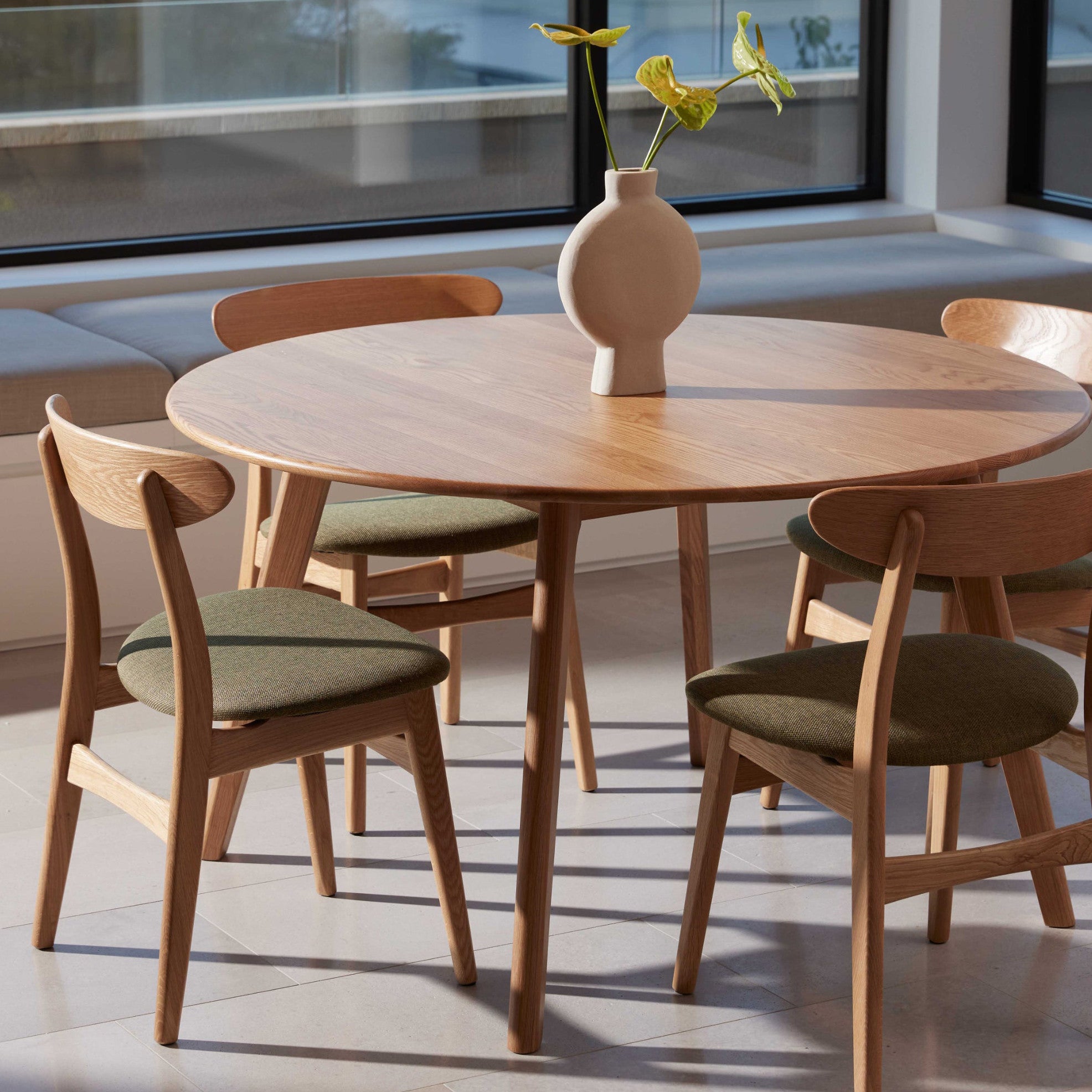 iconbydesign-magnus-dining-chair-oak-aloe-green-fabric--DF2FA1--lifestyle