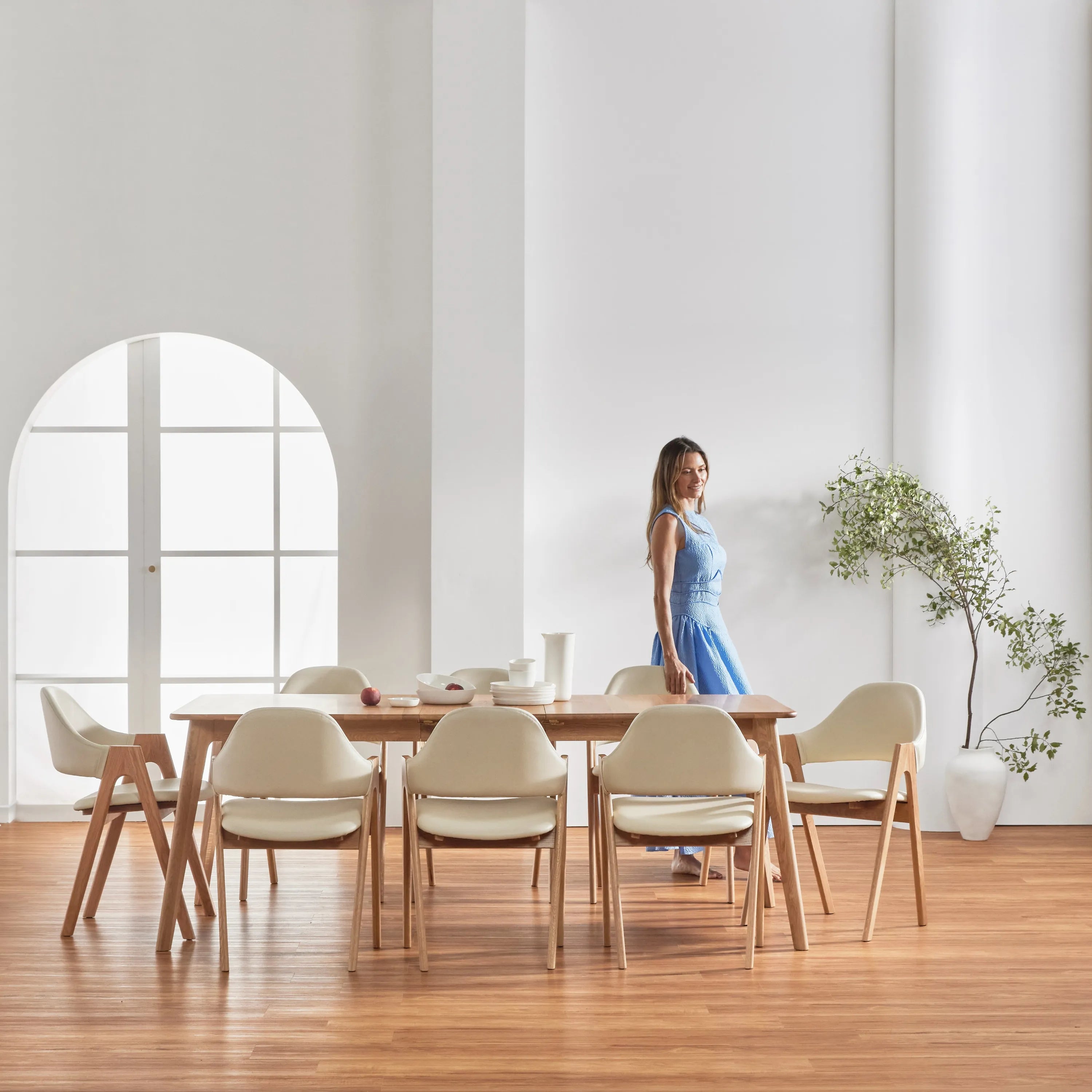 Magnus Dining Table Extendable 63-79" x 35" Solid American Oak