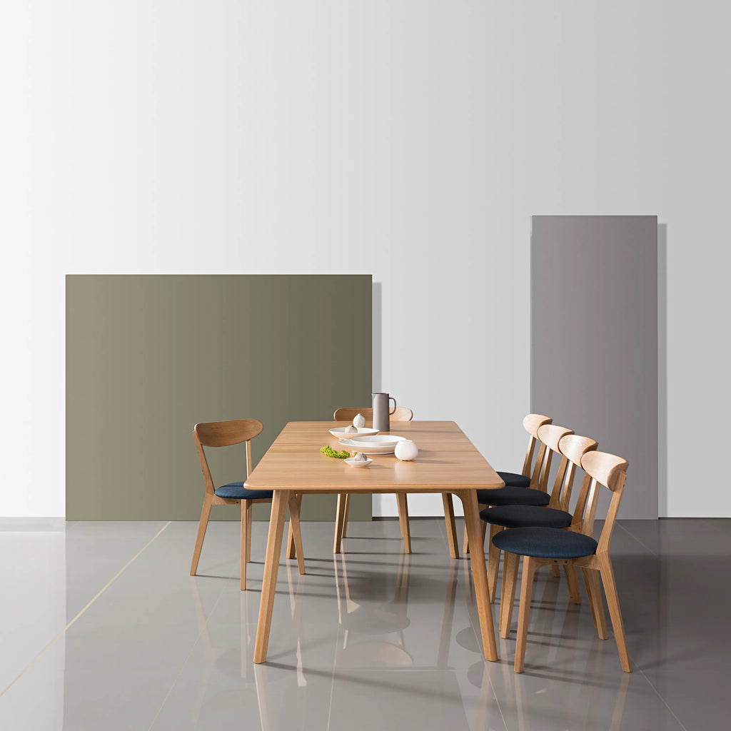 Magnus Dining Table Extendable 71-91" x 39" Solid American Oak