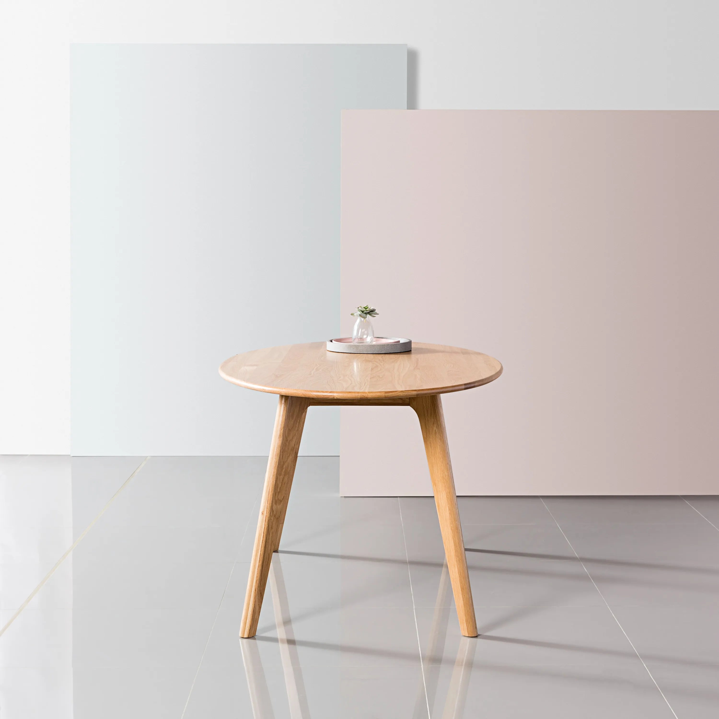 Magnus Dining Table Oval 63" x 35" Solid American Oak