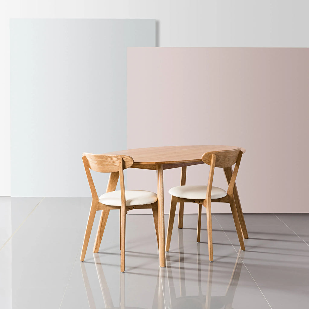 Magnus Dining Table Oval 63" x 35" Solid American Oak