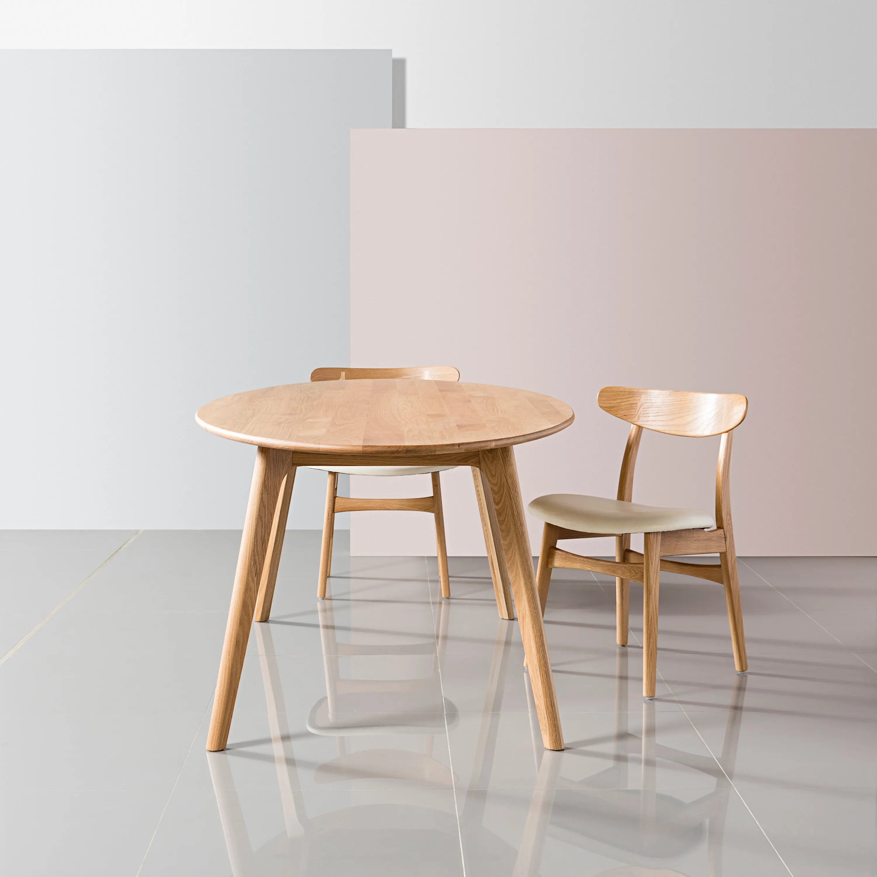 Magnus Dining Table Oval 79" x 39" Solid American Oak