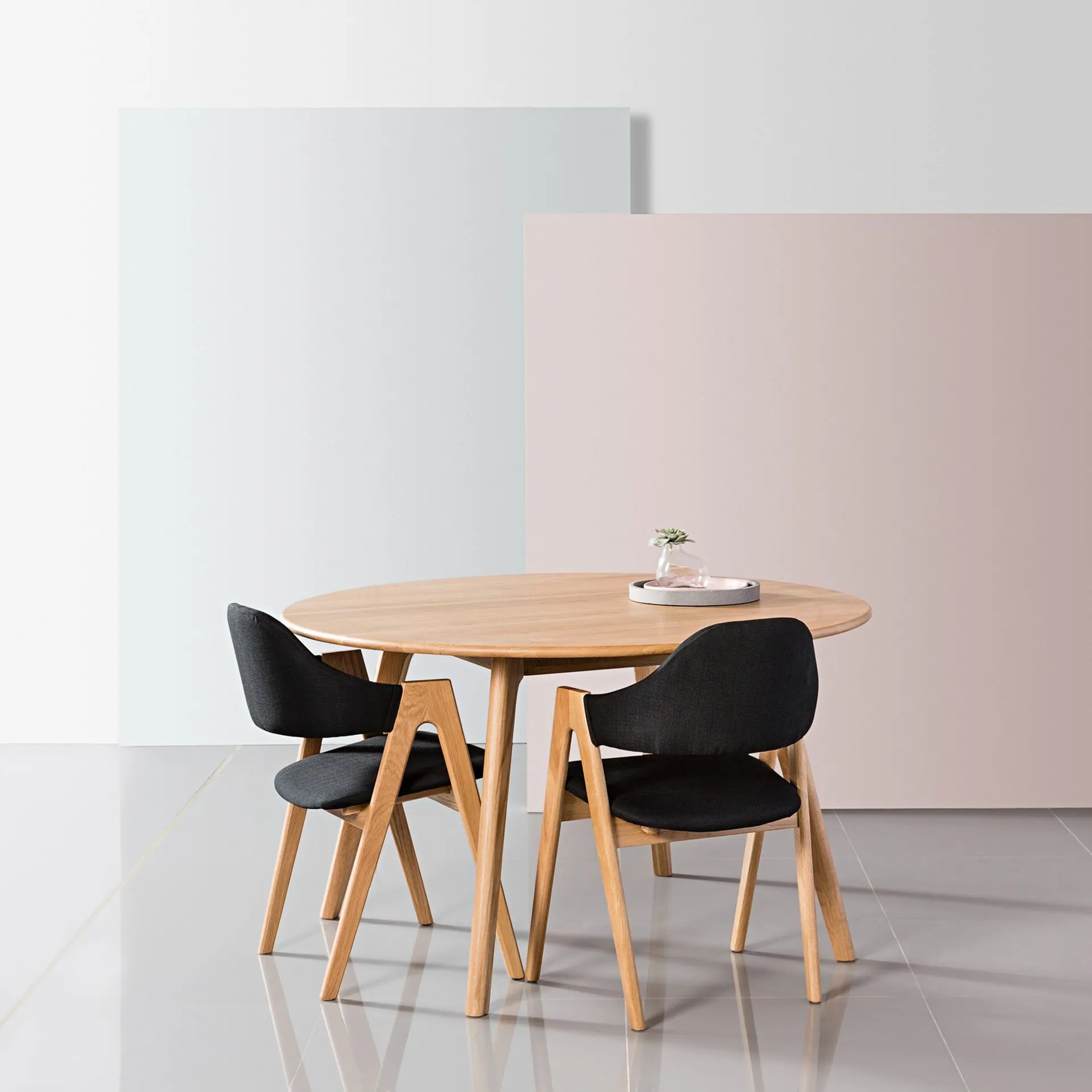 Magnus Dining Table Round 51" Diameter Solid American Oak