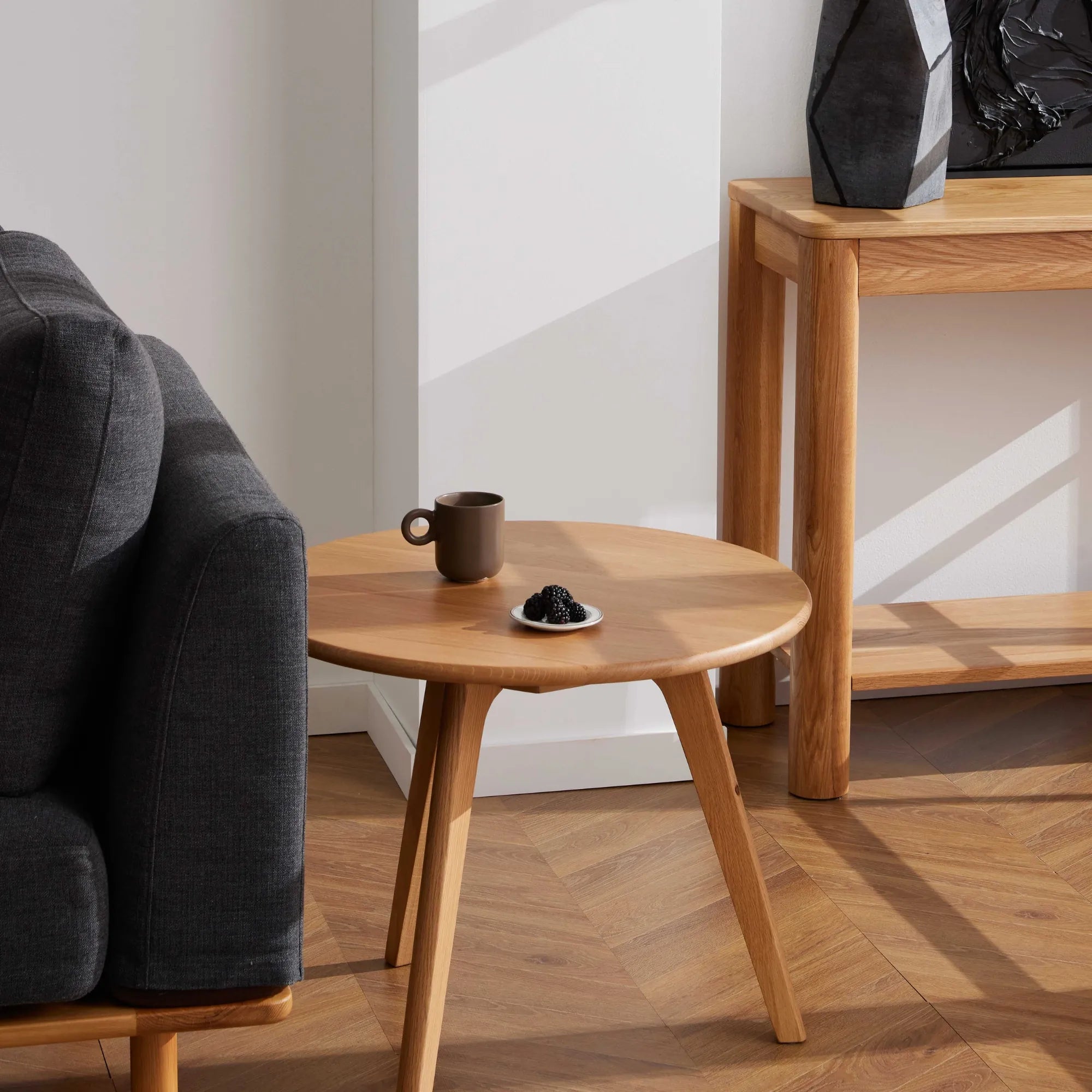 Magnus Side Table Round 24" Diameter Solid American Oak