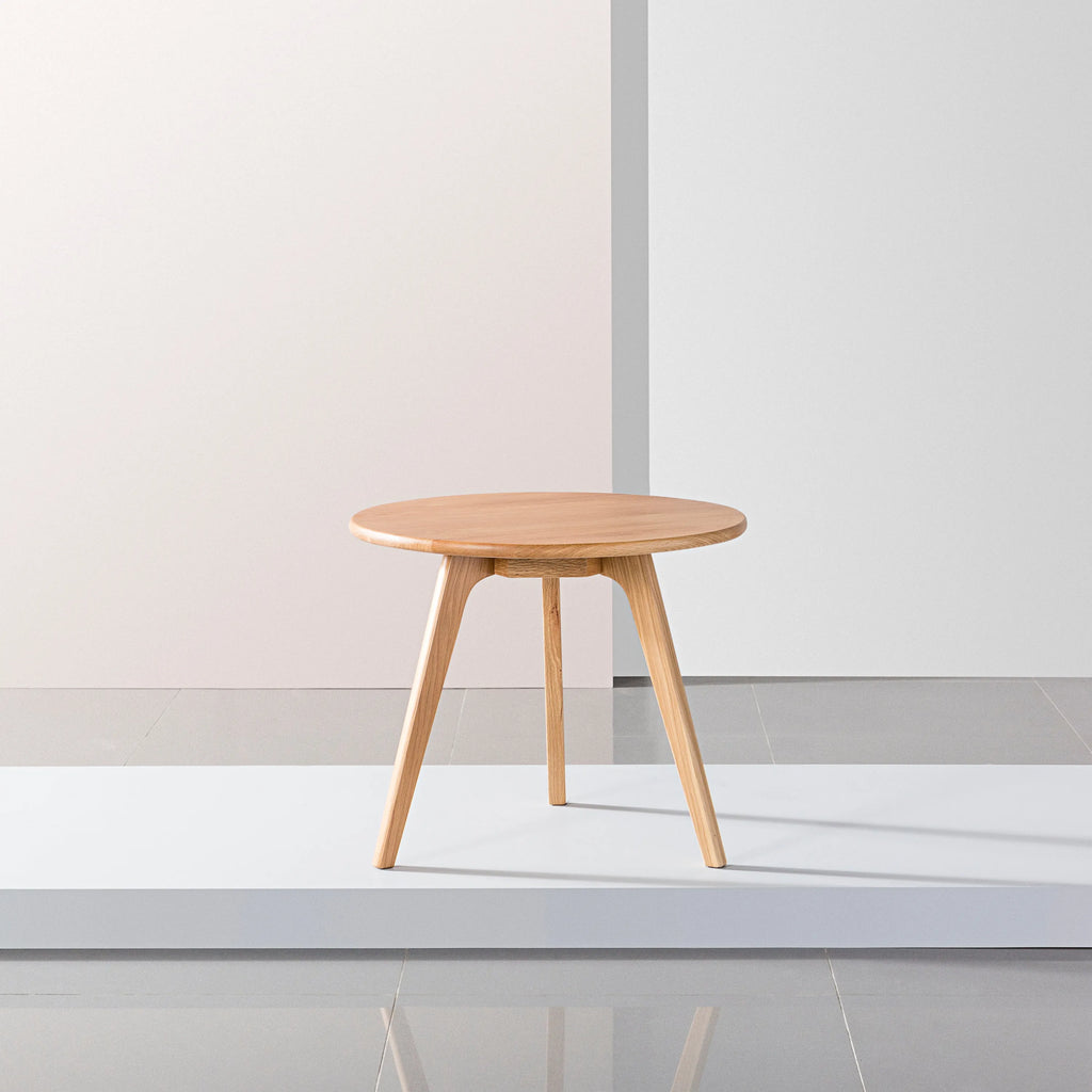 Magnus Side Table Round 24" Diameter Solid American Oak