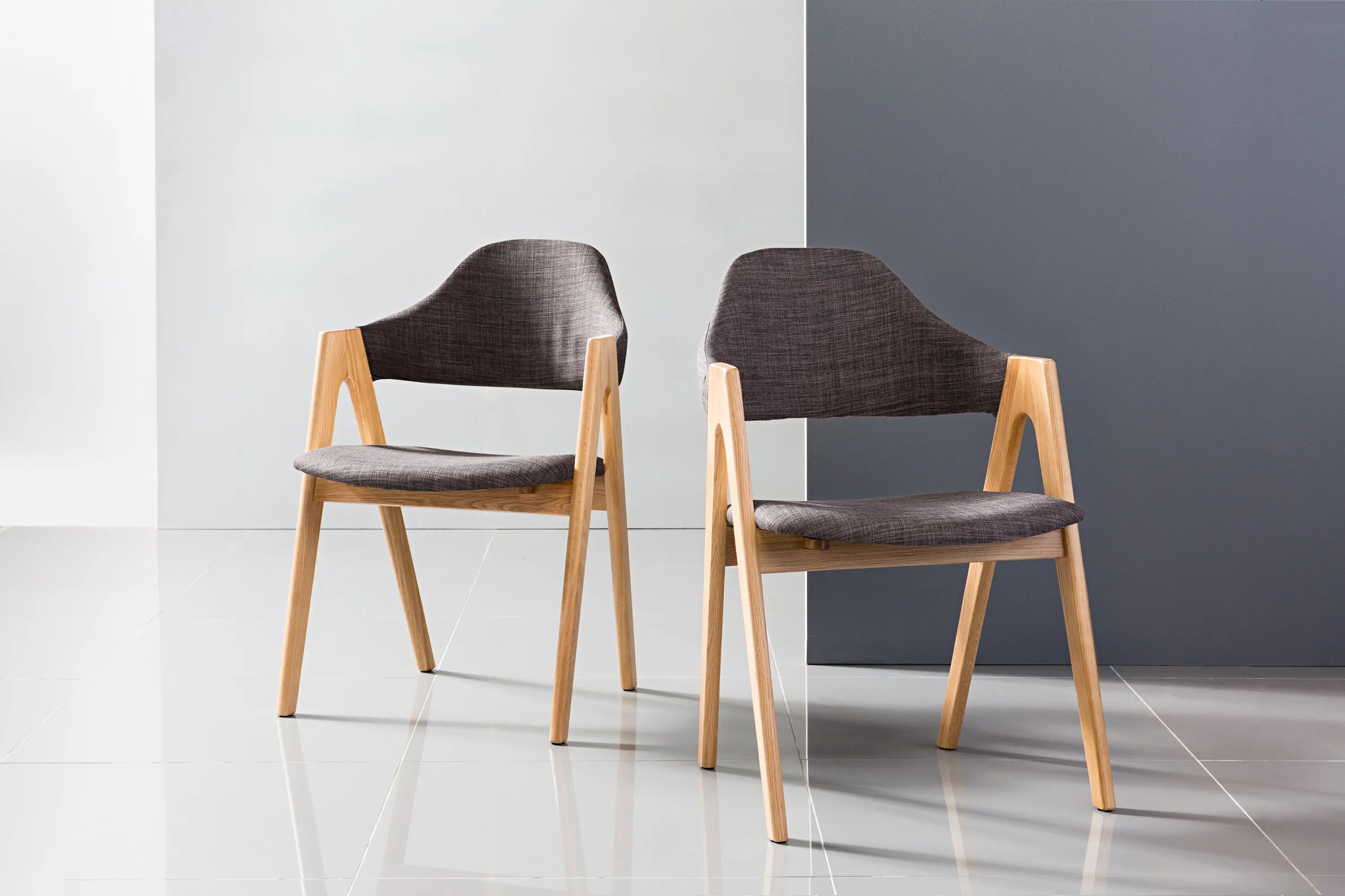 Nestor Dining Chair Light Gray Fabric Solid American Oak