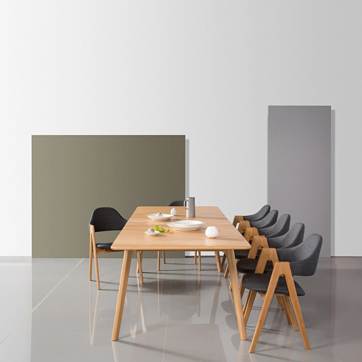 Nestor Dining Chair Light Gray Fabric Solid American Oak