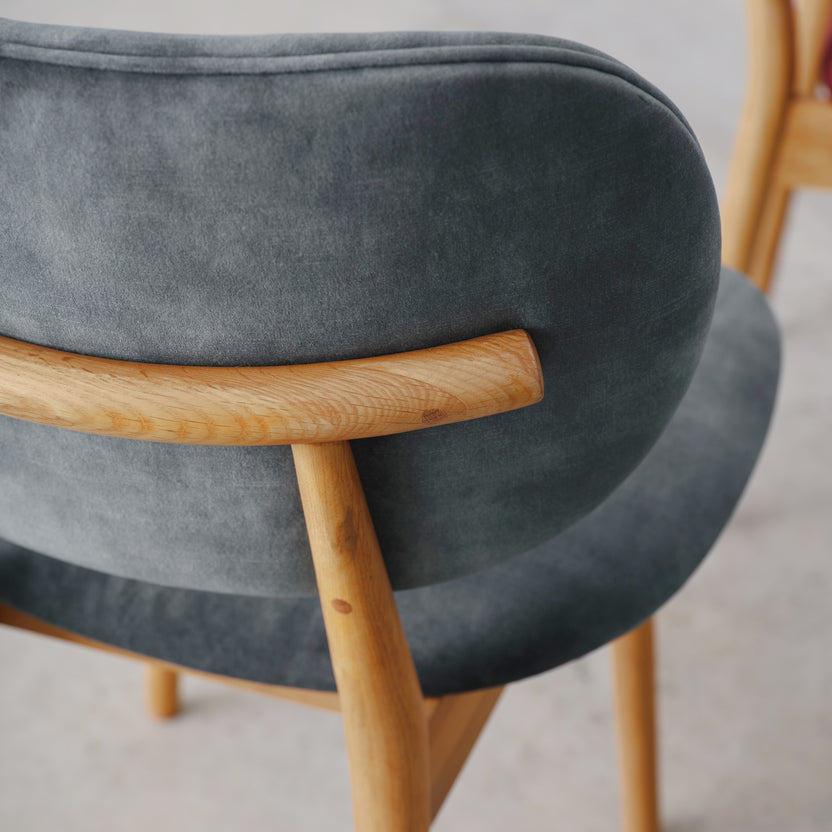 iconbydesign-olivia-dining-chair-oak-seafoam-velvet-DF3AA2-lifestyle-4_sq