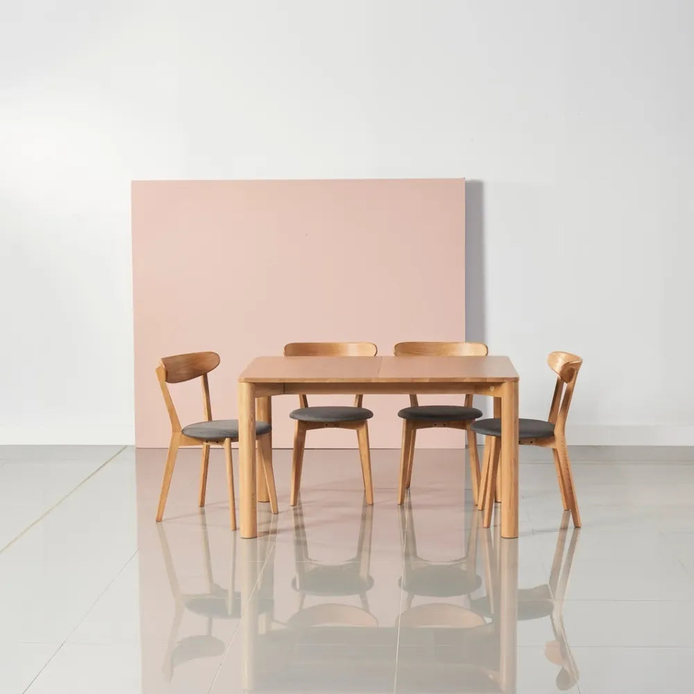 Olivia Dining Table Extendable 51-71" x 35" Solid American Oak
