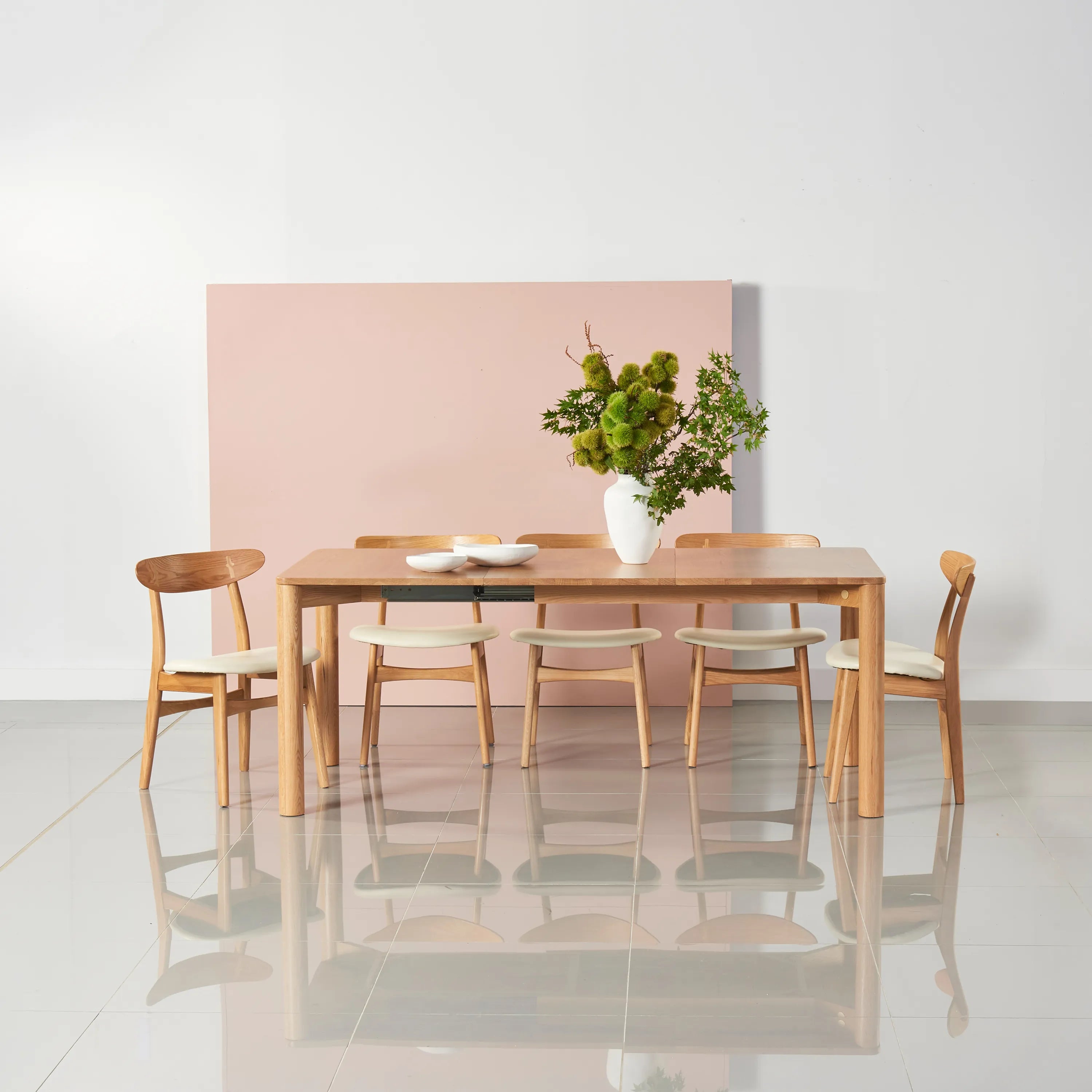 Olivia Dining Table Extendable 51-71" x 35" Solid American Oak
