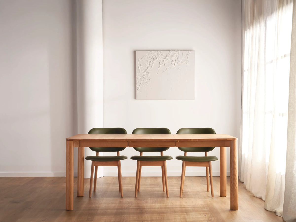 Olivia Dining Table Extendable 51-71" x 35" Solid American Oak