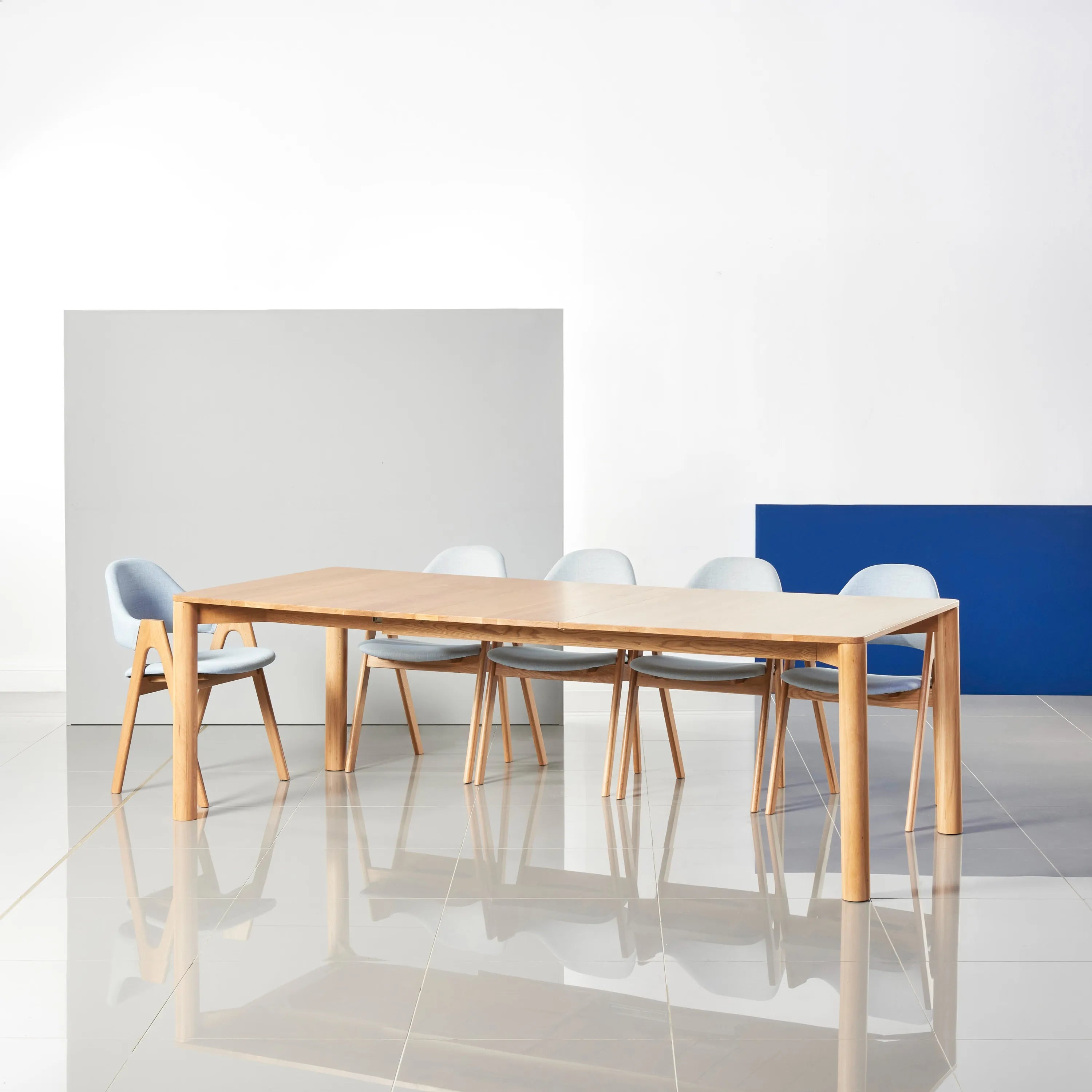 Otto Dining Table Extendable 75-95" x 39" Solid American Oak