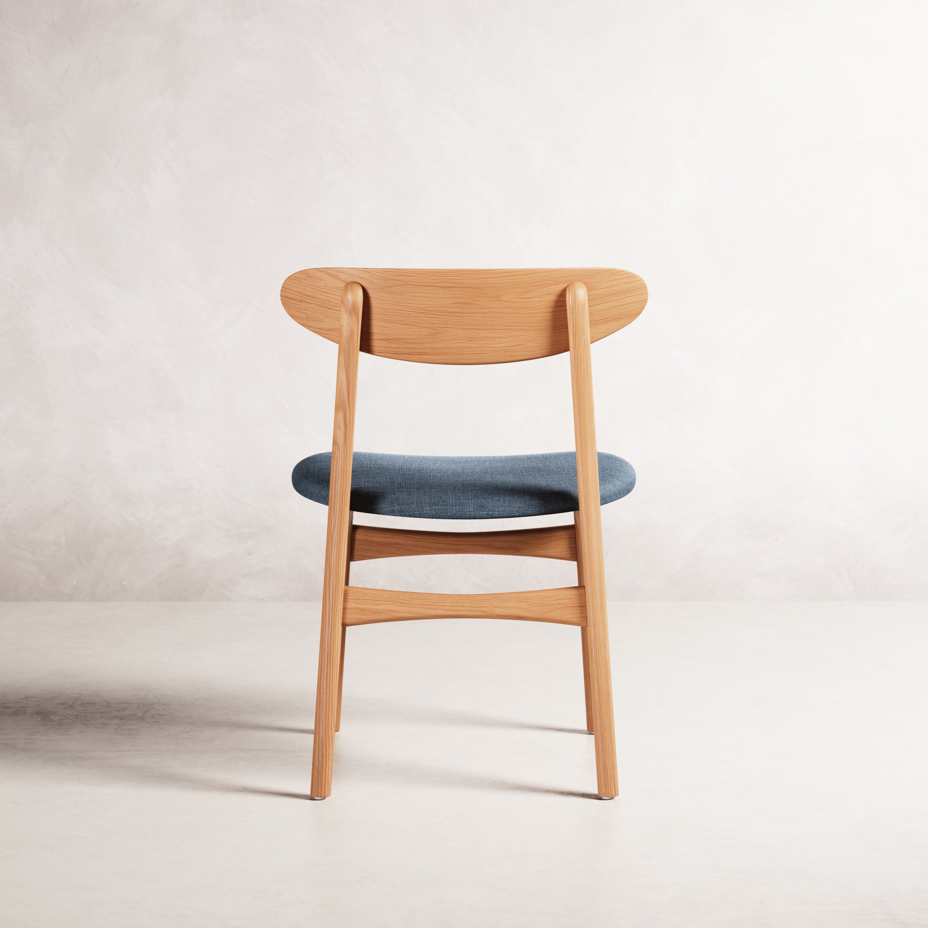 magnus-dining-chair-oak-chambray-blue-fabric--DF2EA1--01-cam-b0016