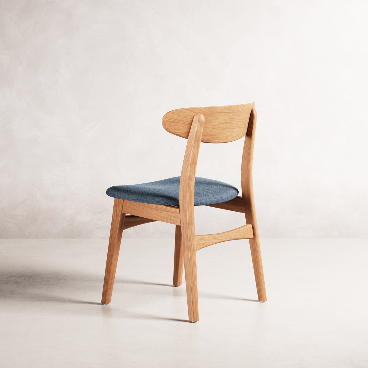 magnus-dining-chair-oak-chambray-blue-fabric--DF2EA1--01-cam-b0021