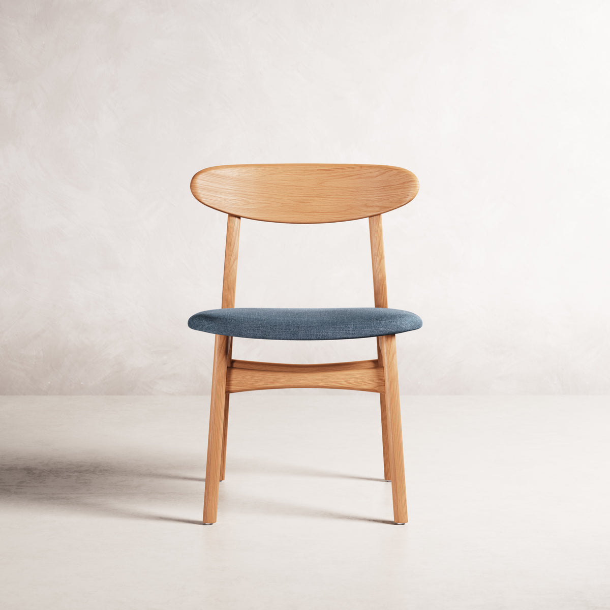 magnus-dining-chair-oak-chambray-blue-fabric--DF2EA1--01-cam-b0034