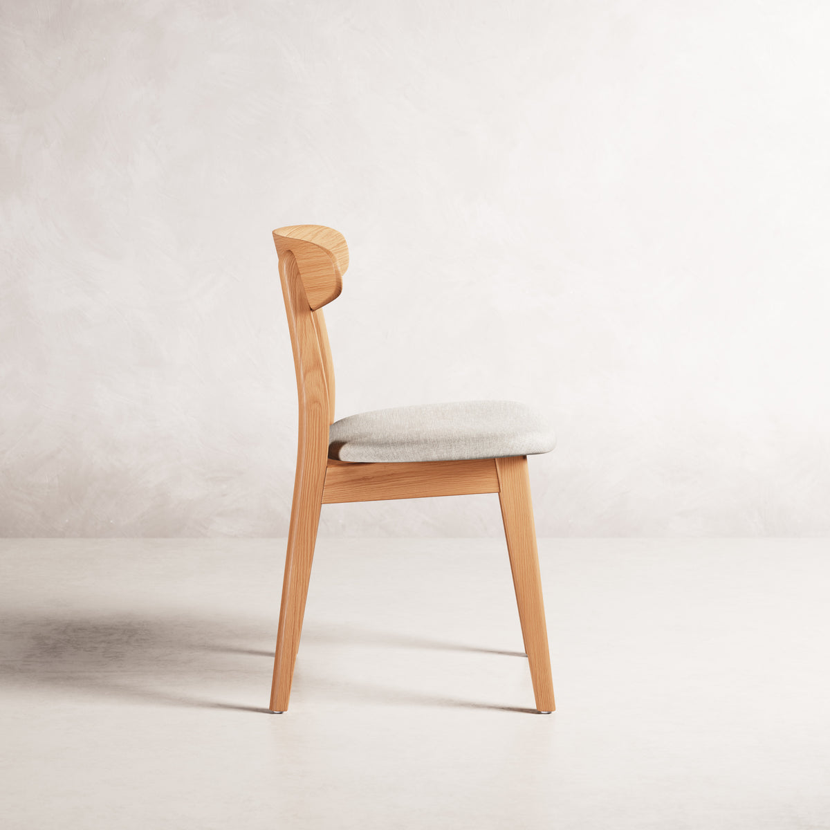 magnus-dining-chair-oak-oatmeal-beige-fabric--DF2DA1--01-cam-b0007