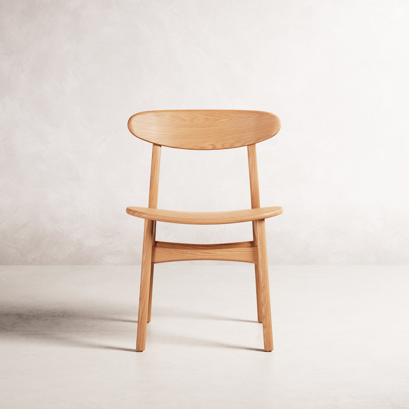 magnus-dining-chair-oak-solid-seat--DF2AA9--01-cam-b0034