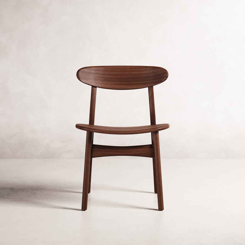 magnus-dining-chair-walnut-solid-seat--DF2AB9--01-cam-b0034