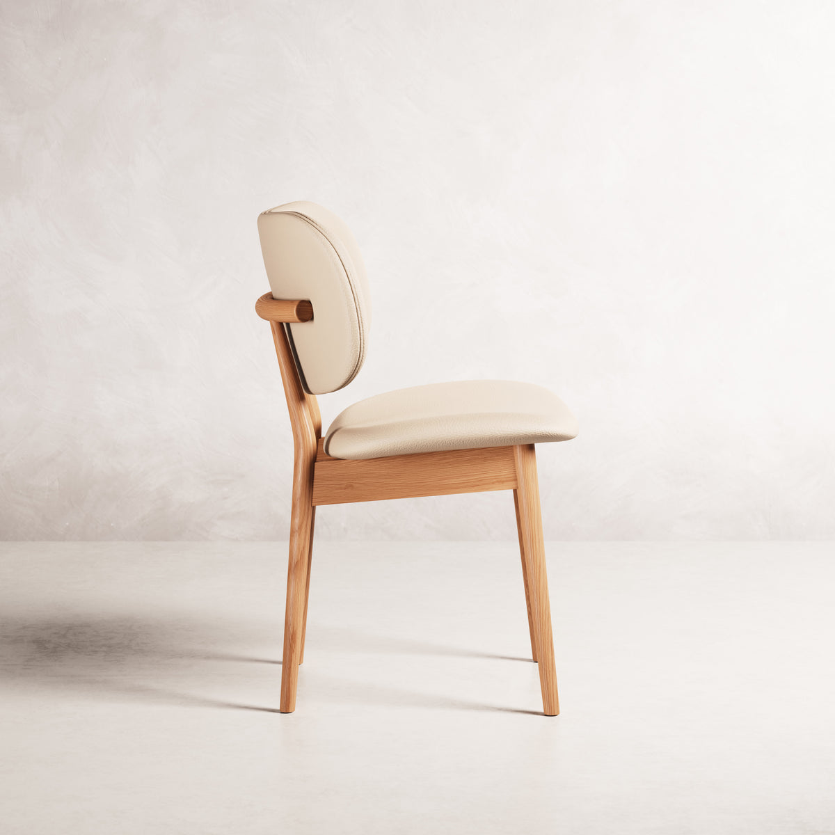 olivia-dining-chair-oak-cream-leather--DF3HA1--01-cam-b0007.jpg