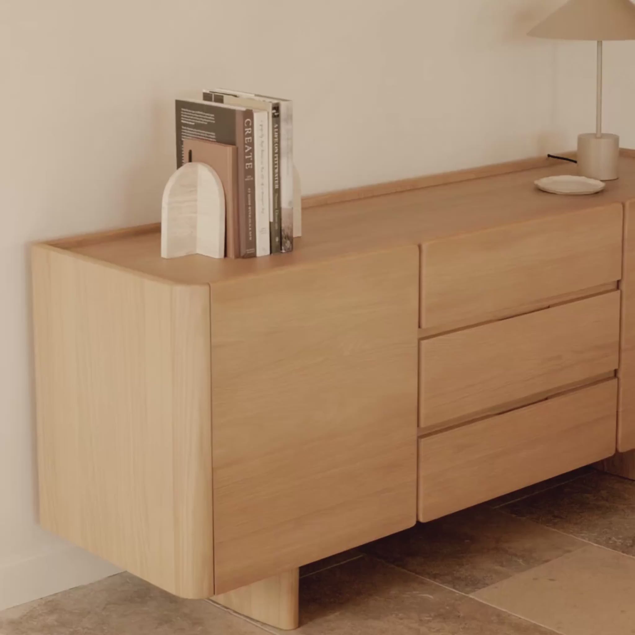 Luno-Sideboard-Oak--RL1018--Lifestyle.mp4