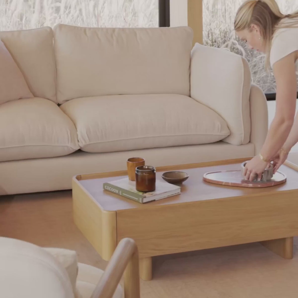 Luno-Coffee-Table-Oak--RL1020--Lifestyle.mp4