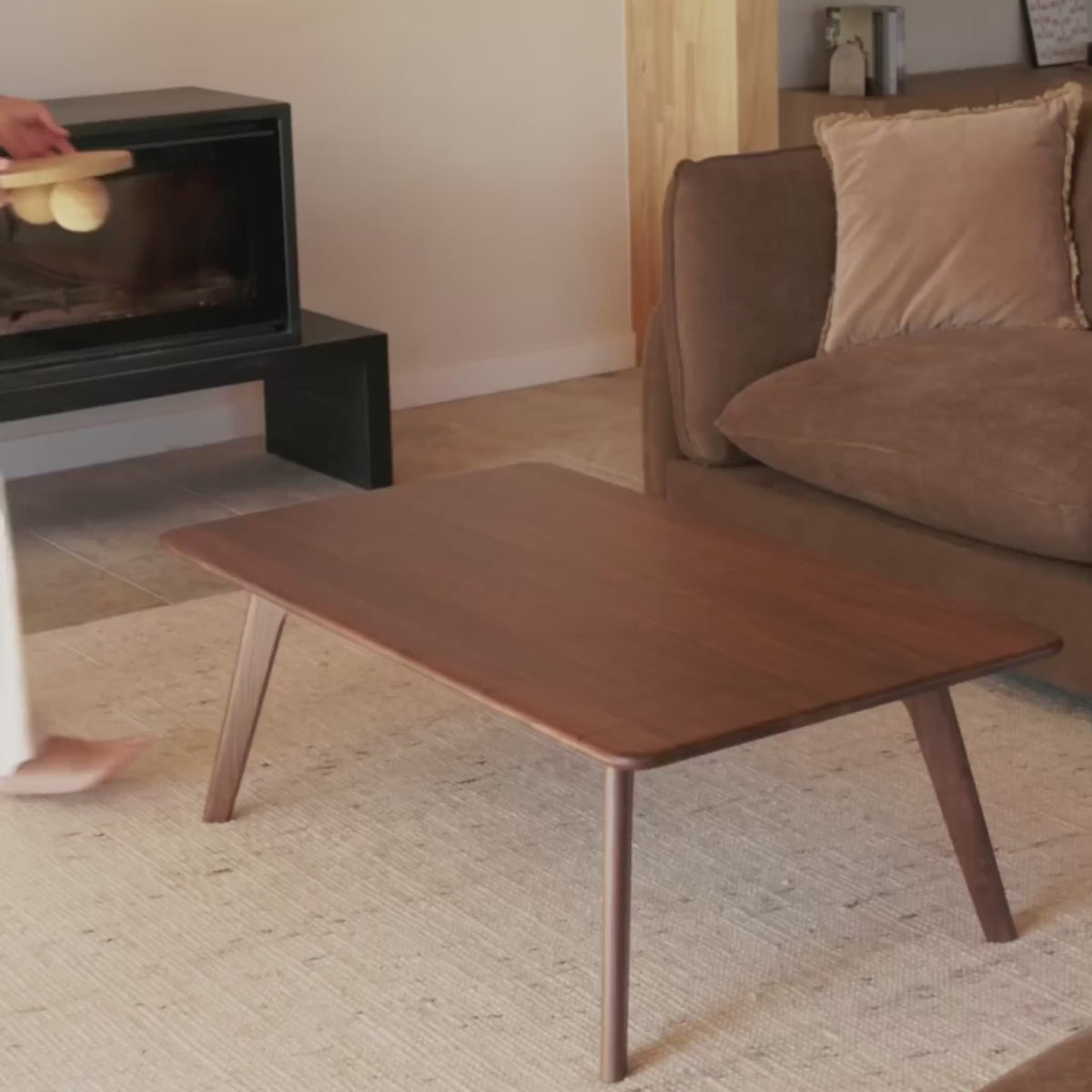 Magnus-coffee-table-walnut--OW1230--Lifestyle